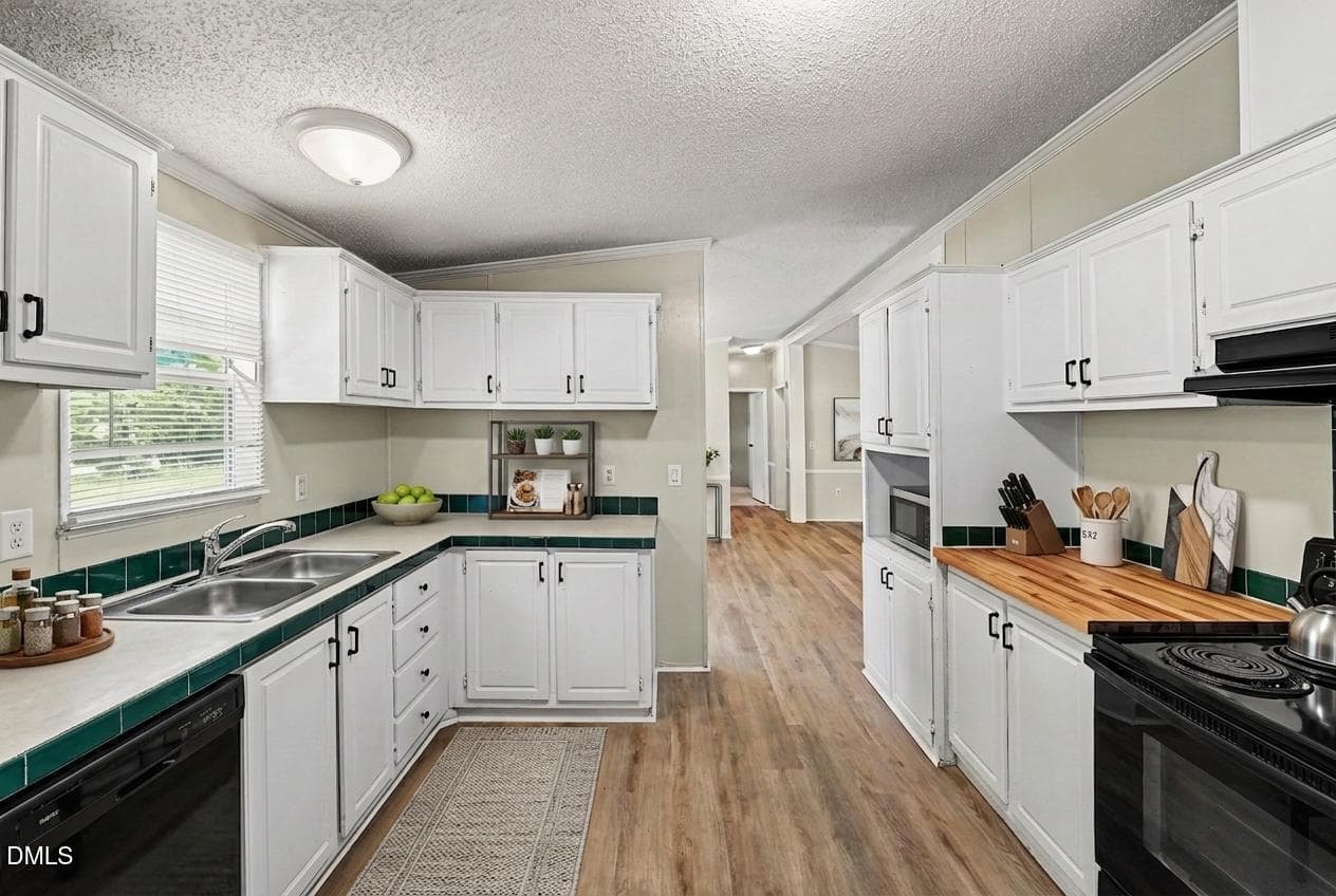 Virtually staged - 8885 Cliffdale Road, Fayetteville, NC 28314, Fayetteville
