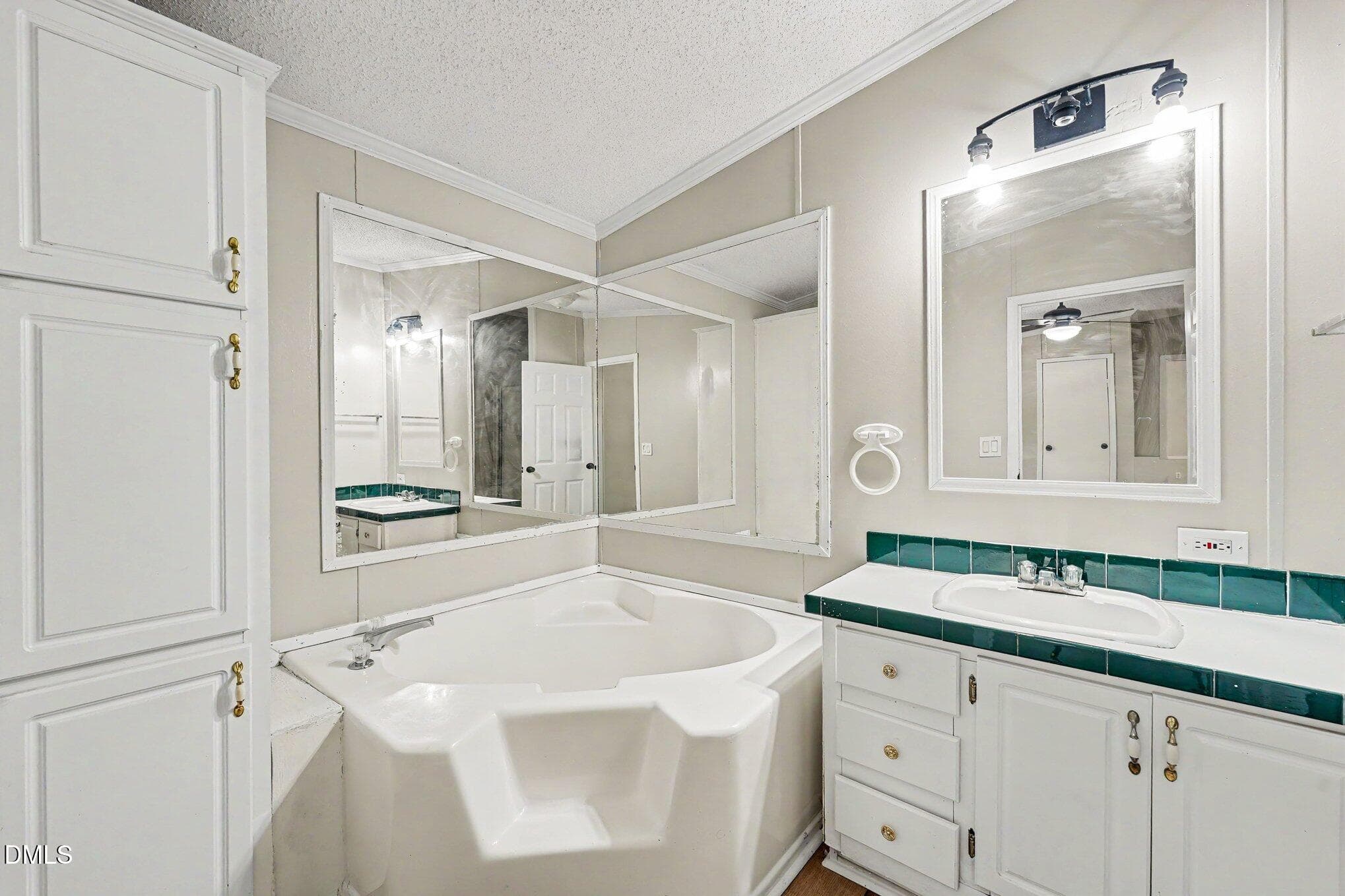 017_file_3281 - 8885 Cliffdale Road, Fayetteville, NC 28314, Fayetteville