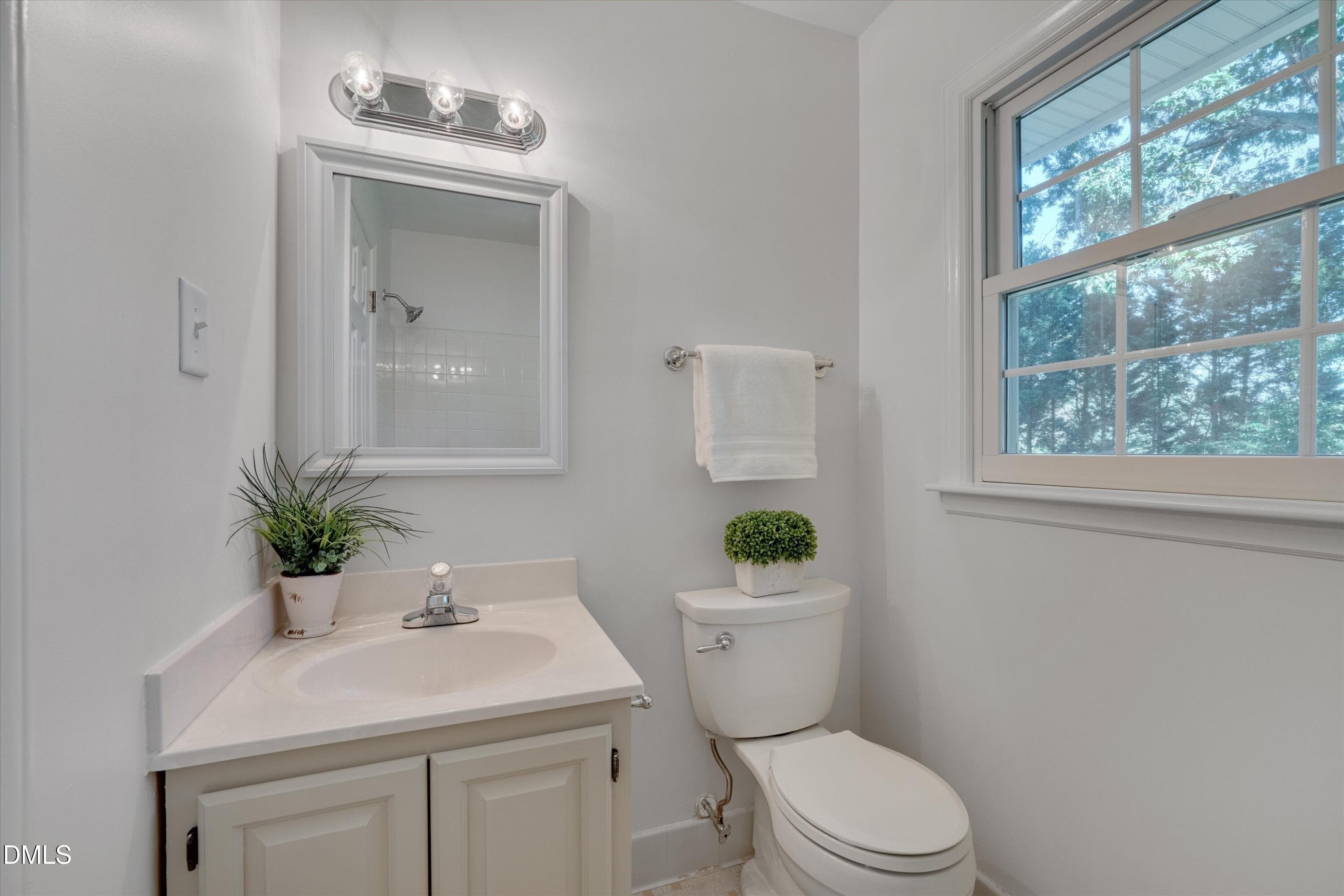 Shared Bathroom - 3600 Carriage Drive, Raleigh, NC 27612