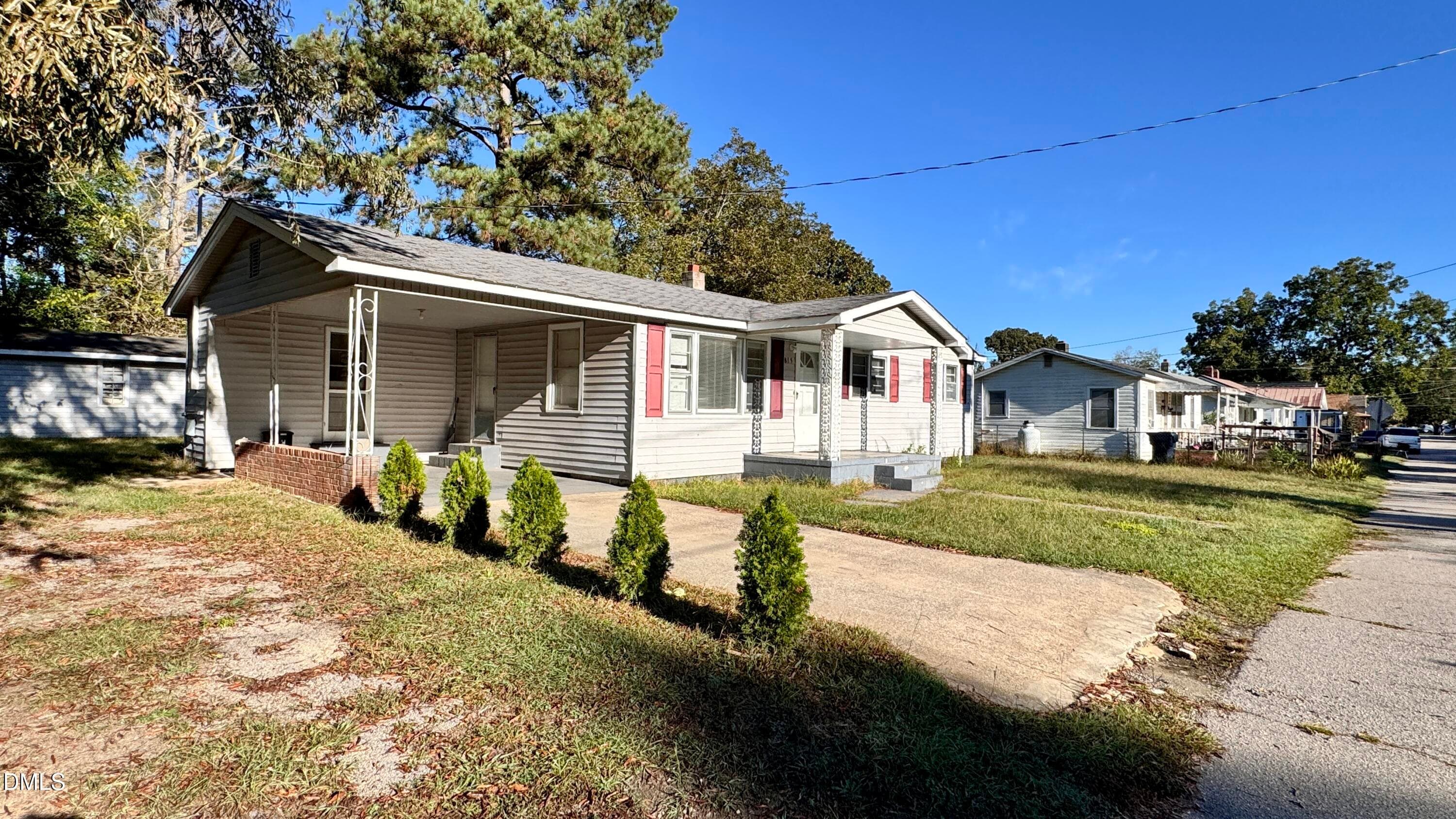 carpool - 815 S Martin Street, Fremont, NC 27830, Fremont