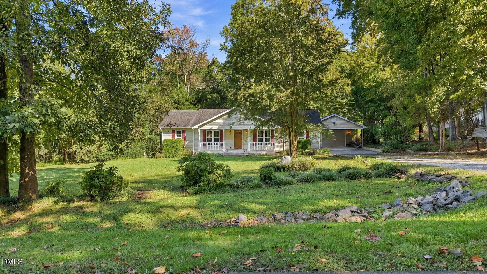 Hillsborough NC Home with Mature Trees a - 2526 Hardwood Lane, Hillsborough, NC 27278, Hillsborough
