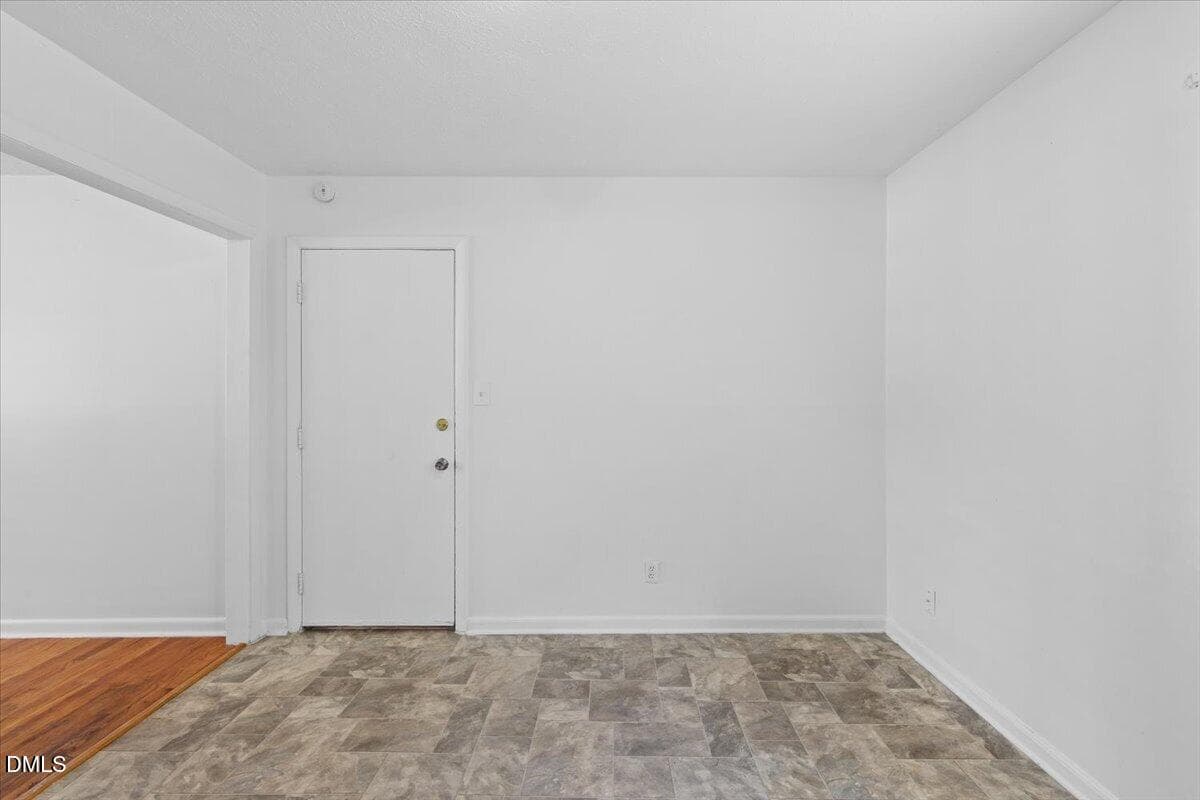 12-6122 Conaway Dr - 6122 Conaway Drive, Fayetteville, NC 28314, Fayetteville