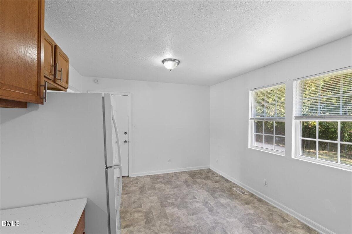 15-6122 Conaway Dr - 6122 Conaway Drive, Fayetteville, NC 28314, Fayetteville