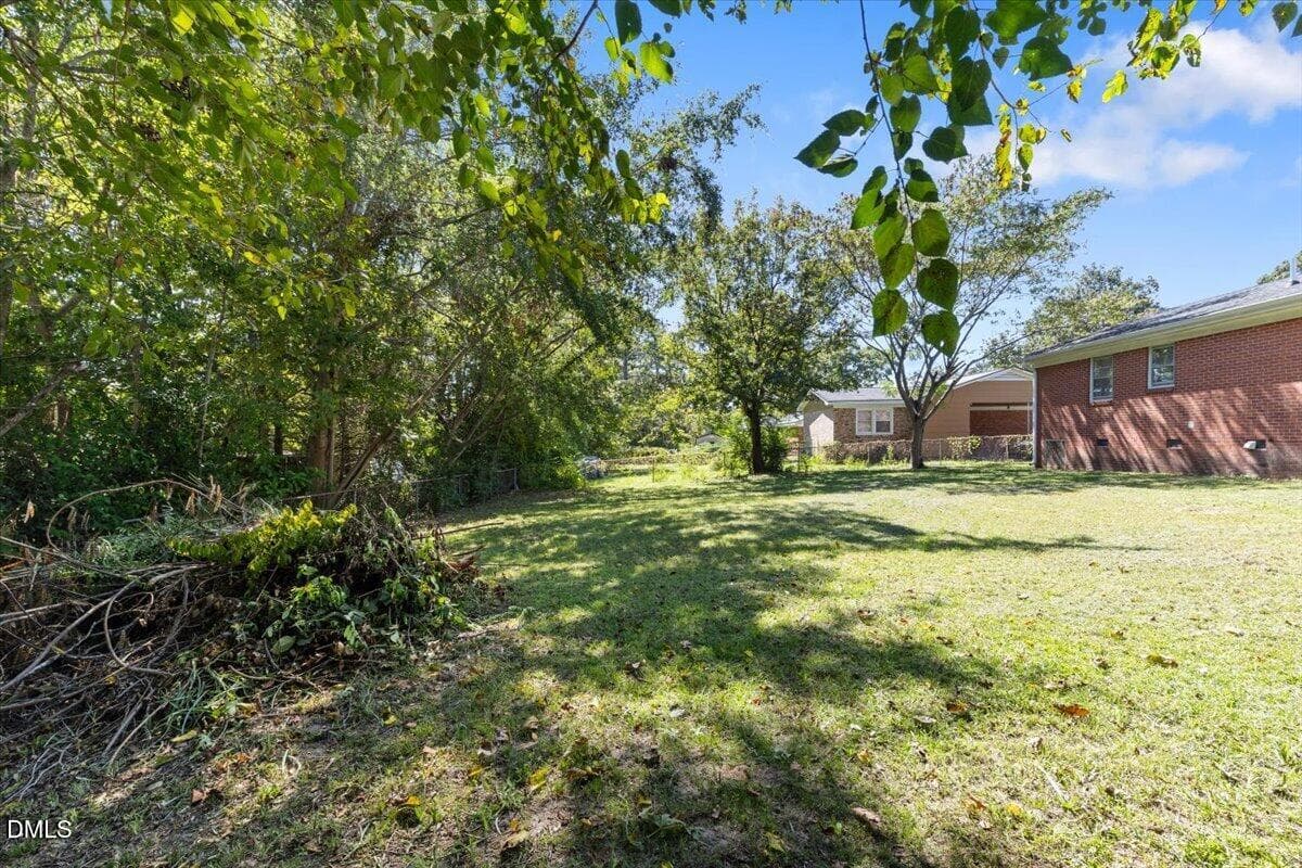 32-6122 Conaway Dr - 6122 Conaway Drive, Fayetteville, NC 28314, Fayetteville