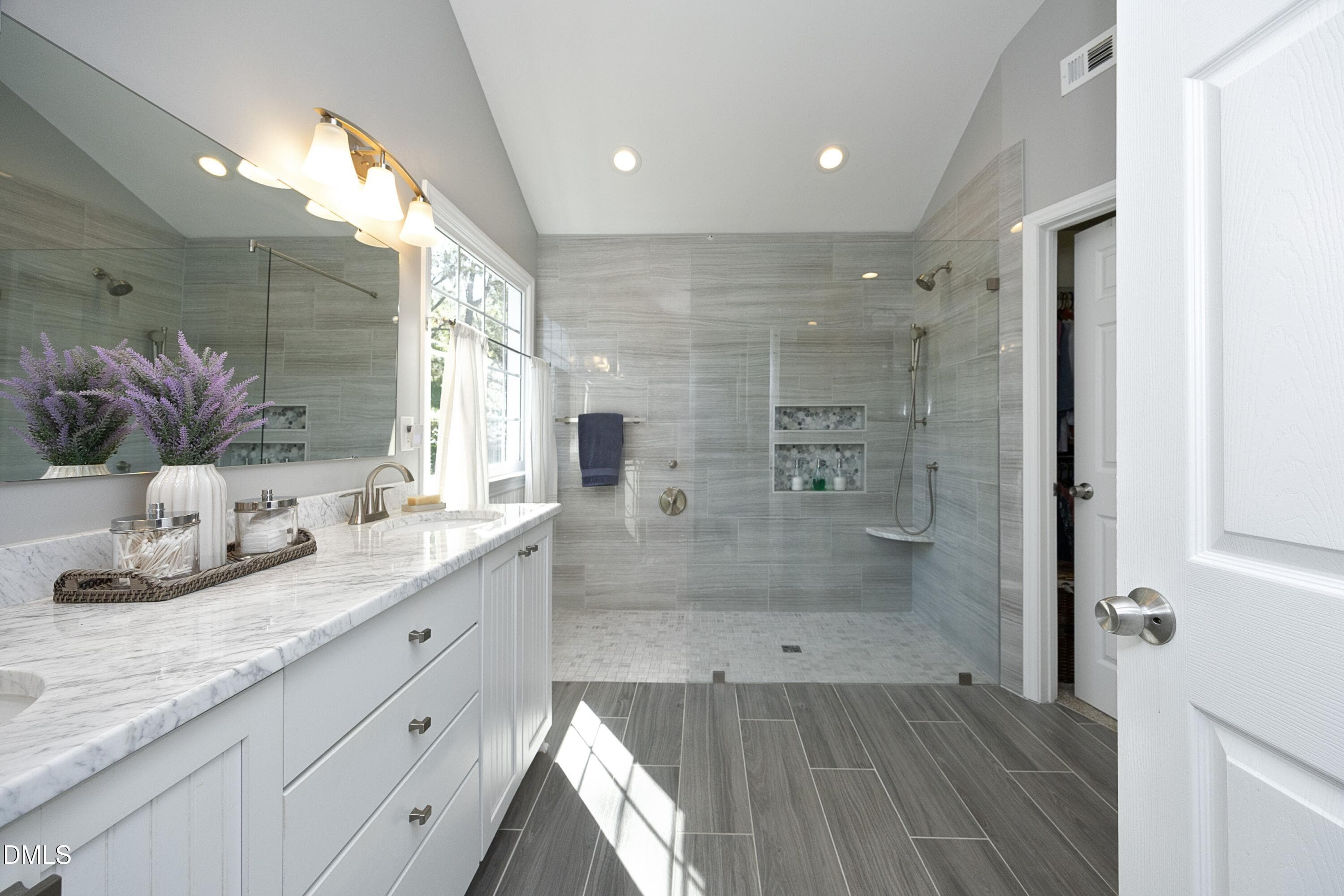 40PrimaryBath - 8900 Castleton Lane, Raleigh, NC 27615, Raleigh