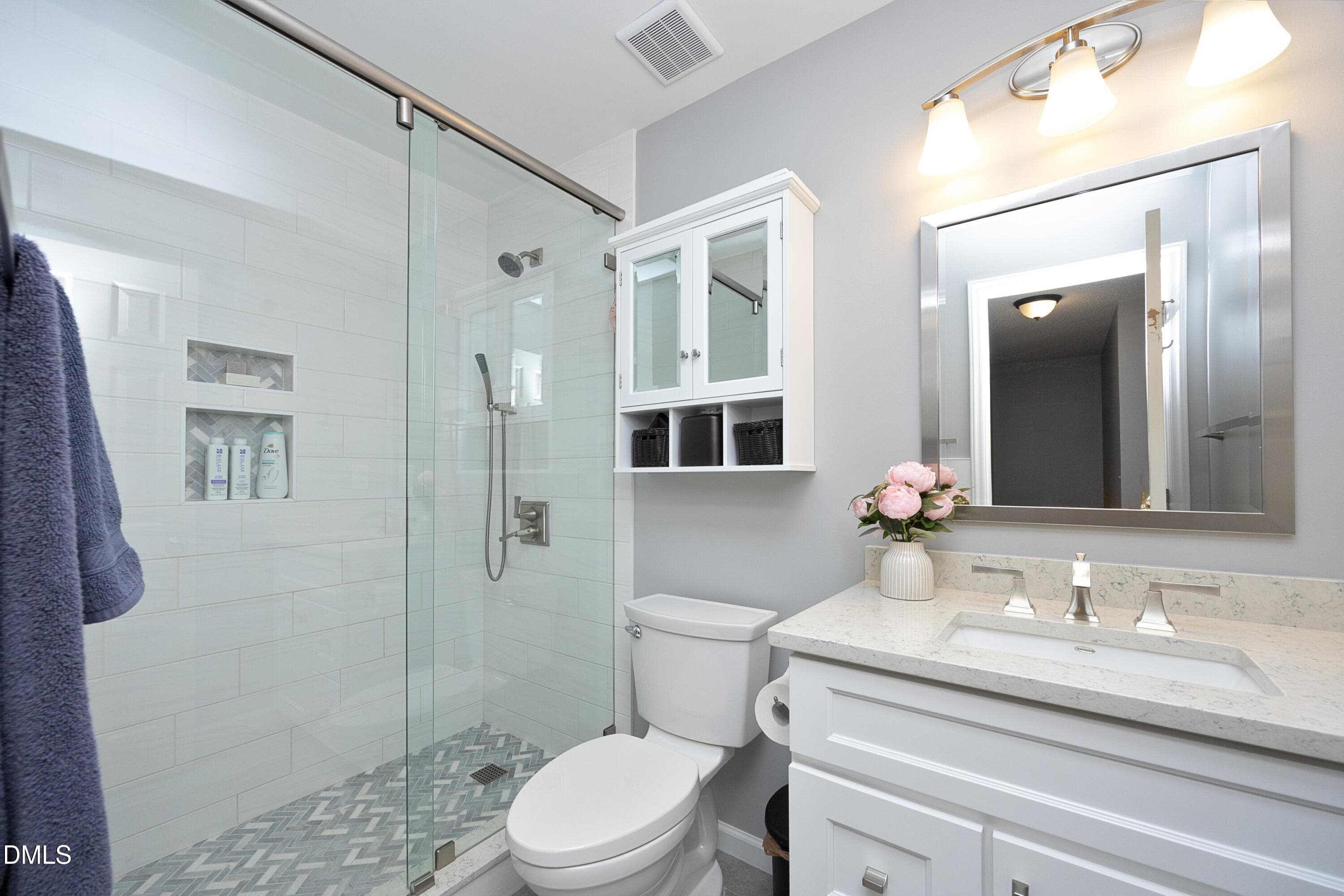 46FullBath - 8900 Castleton Lane, Raleigh, NC 27615, Raleigh