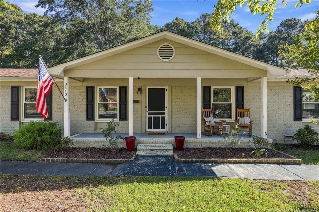 Photo 2 - 3610 Cranbrook Drive, Fayetteville, NC 28301, Fayetteville