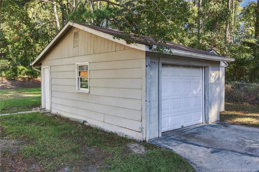 Photo 4 - 3610 Cranbrook Drive, Fayetteville, NC 28301, Fayetteville