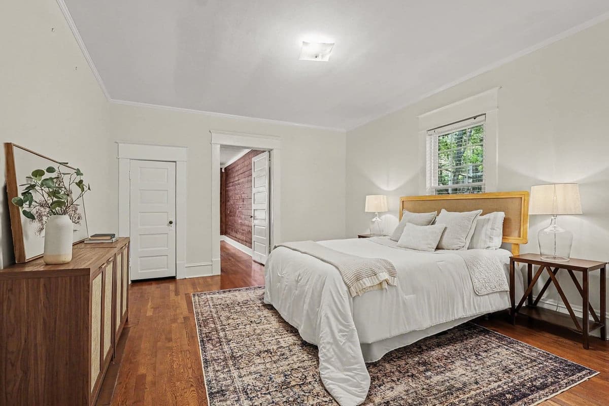 003_file_1625.jpg - 903 W Markham Avenue, Durham, NC 27701