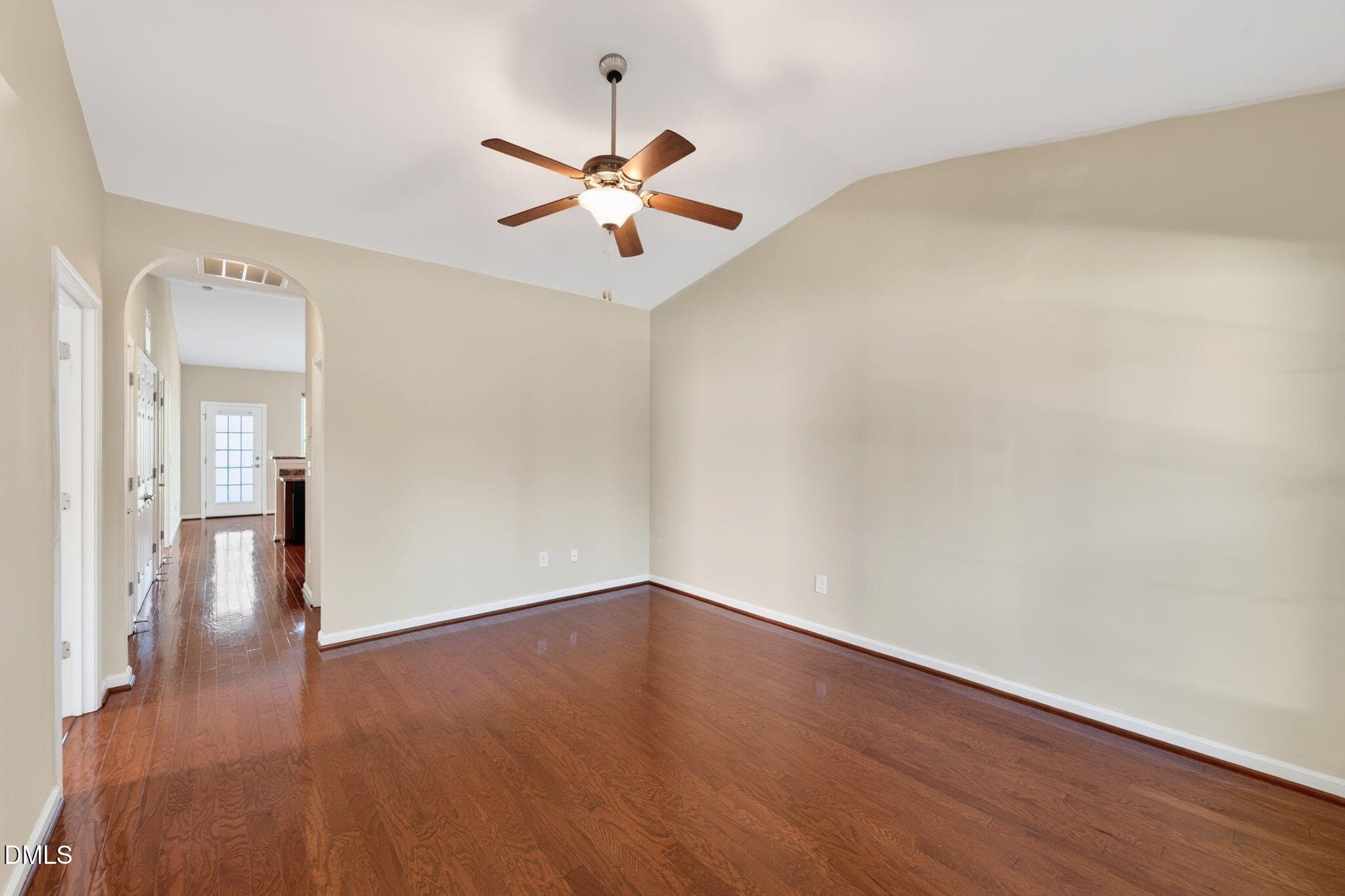 7-web-or-mls-P1091656 - 1164 Kelso Lane, Burlington, NC 27215, Burlington