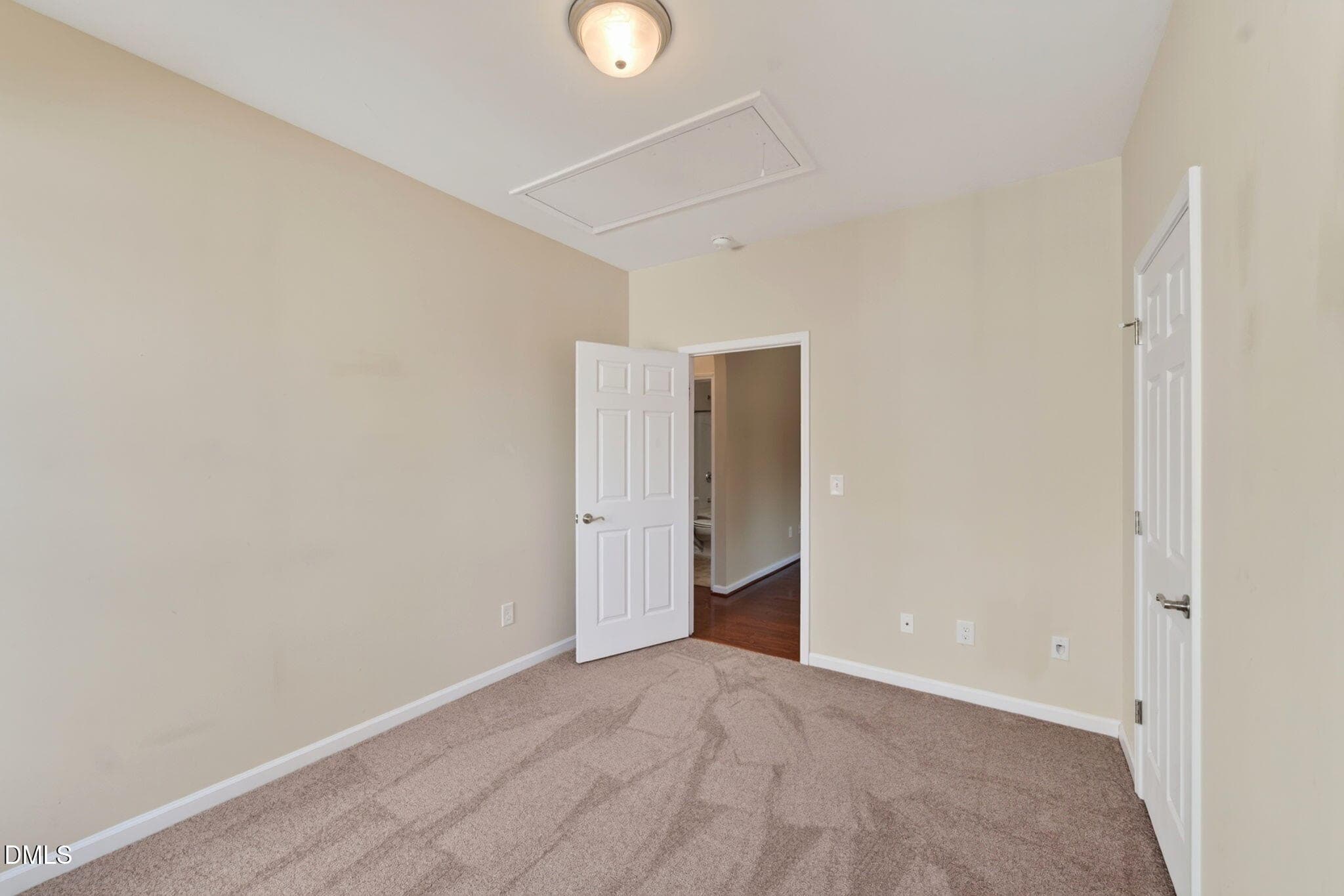 17-web-or-mls-P1091705 - 1164 Kelso Lane, Burlington, NC 27215, Burlington