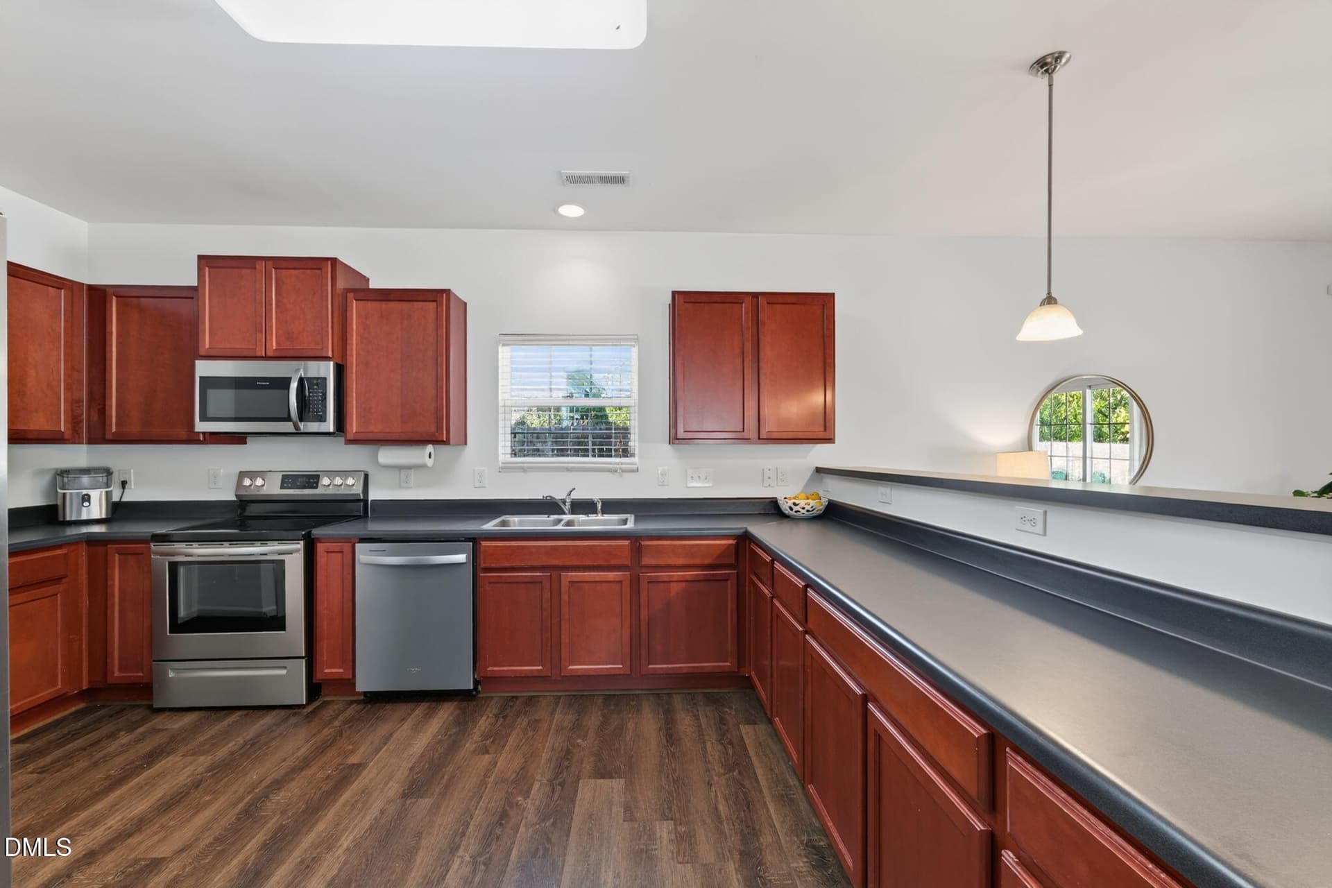 14-web-or-mls-P1102080 - 2718 Creek Bend Court, Graham, NC 27253
