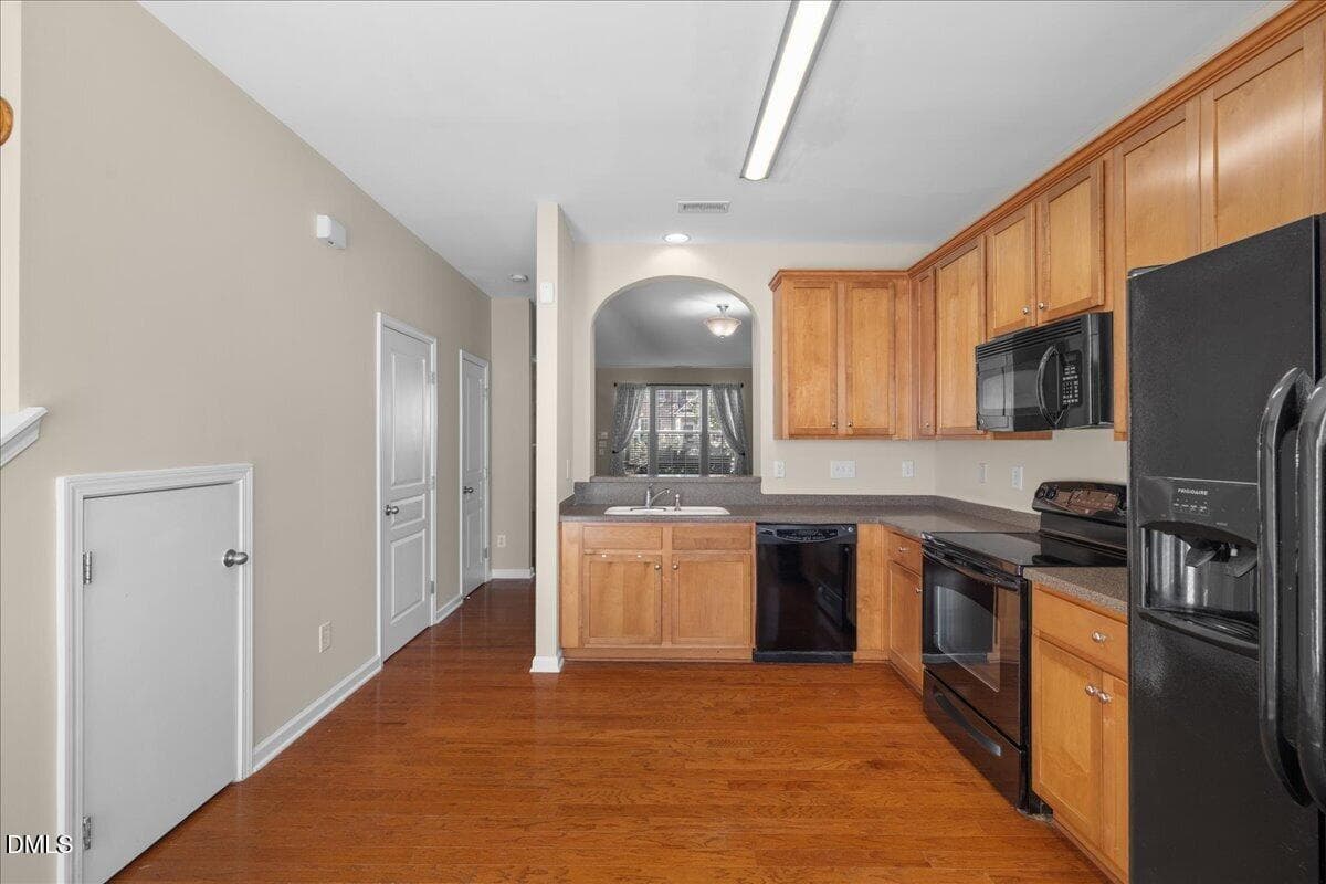 19-702 Bryant St - 702 Bryant Street, Raleigh, NC 27603, Raleigh