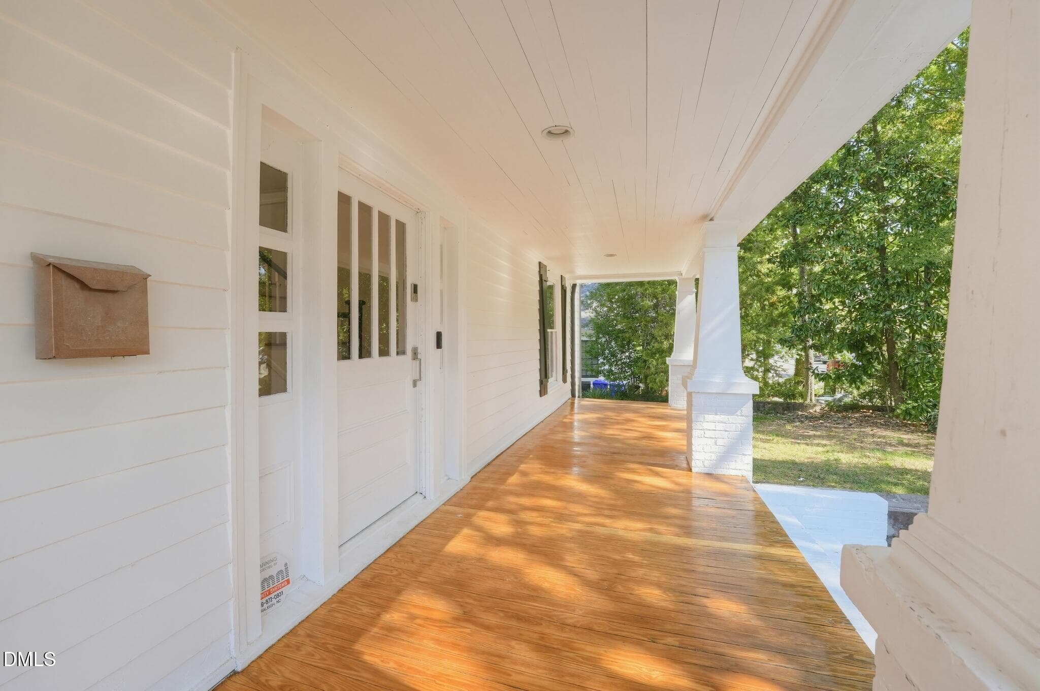 Front Porch - 303 E Rosemary Street, Chapel Hill, NC 27514, Chapel Hill