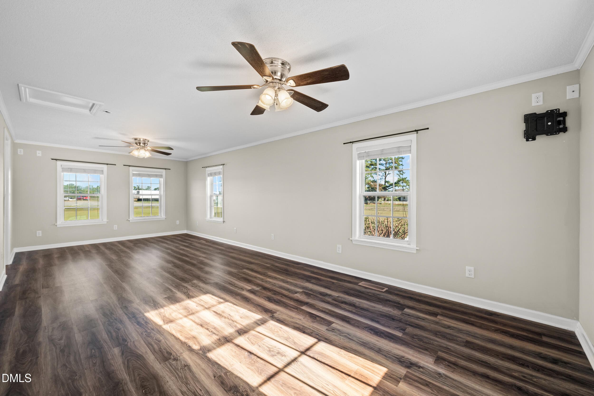 11_10 -4144 suttontown rd, interior - 4144 Suttontown Road, Faison, NC 28341