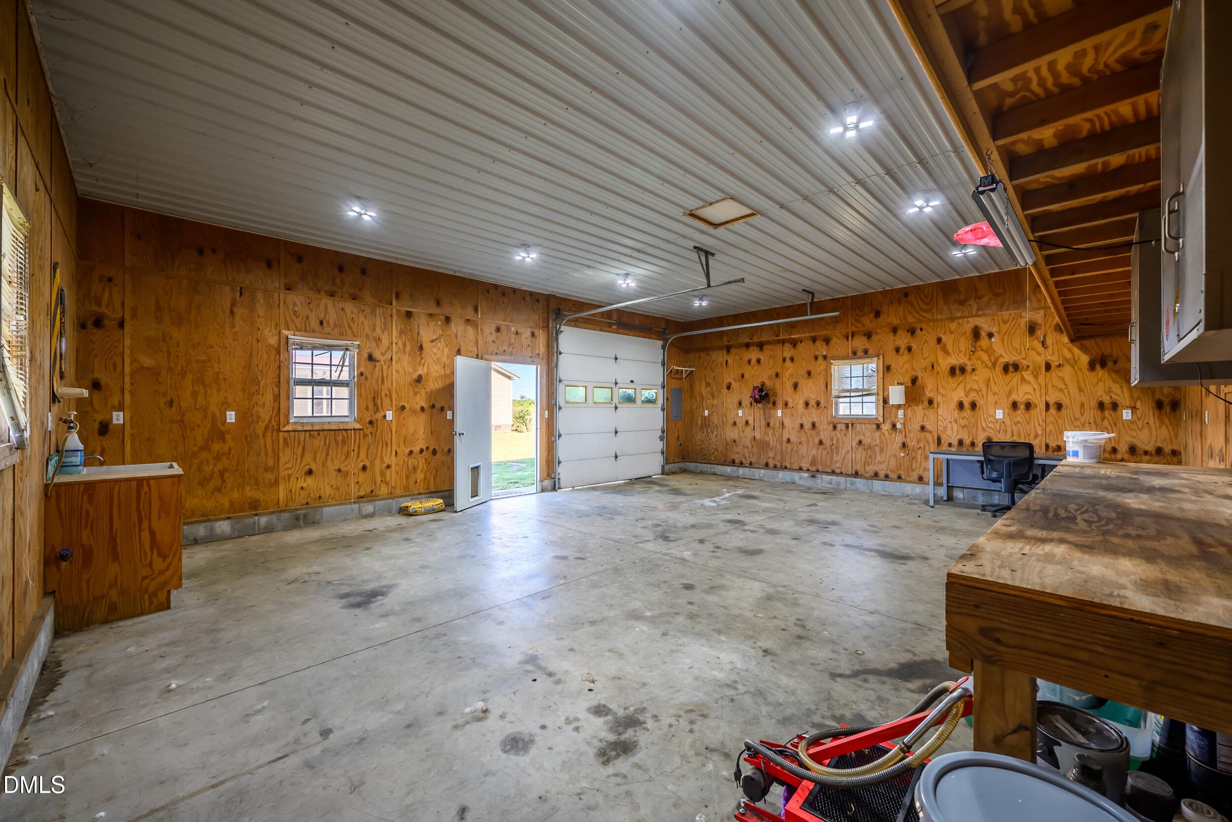 31_30 -4144 suttontown rd, exterior - 4144 Suttontown Road, Faison, NC 28341