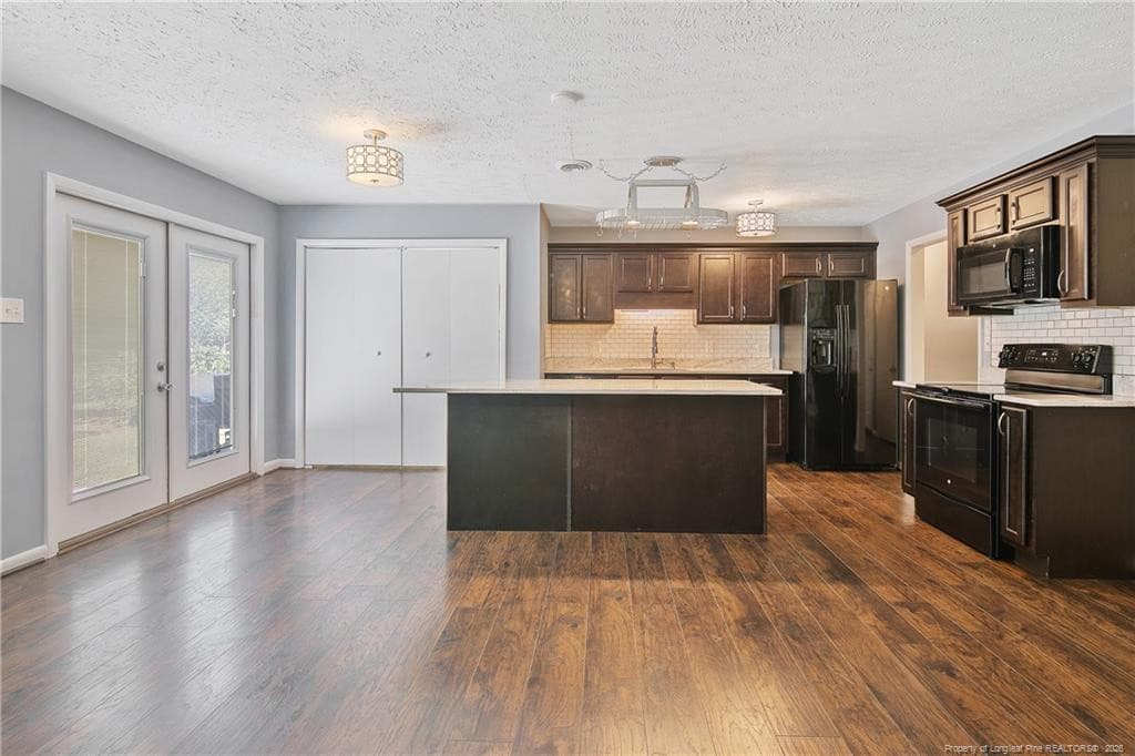 Photo 10 - 2226 Kingsberry Lane, Fayetteville, NC 28304, Fayetteville