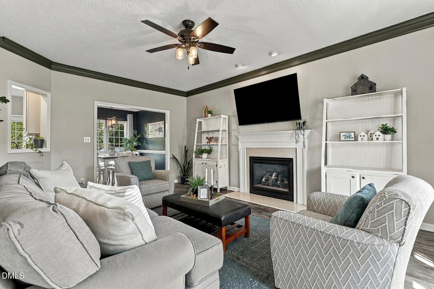 012-030-Family Room-1500x1000 - 9004 Erinsbrook Drive, Raleigh, NC 27617, Raleigh