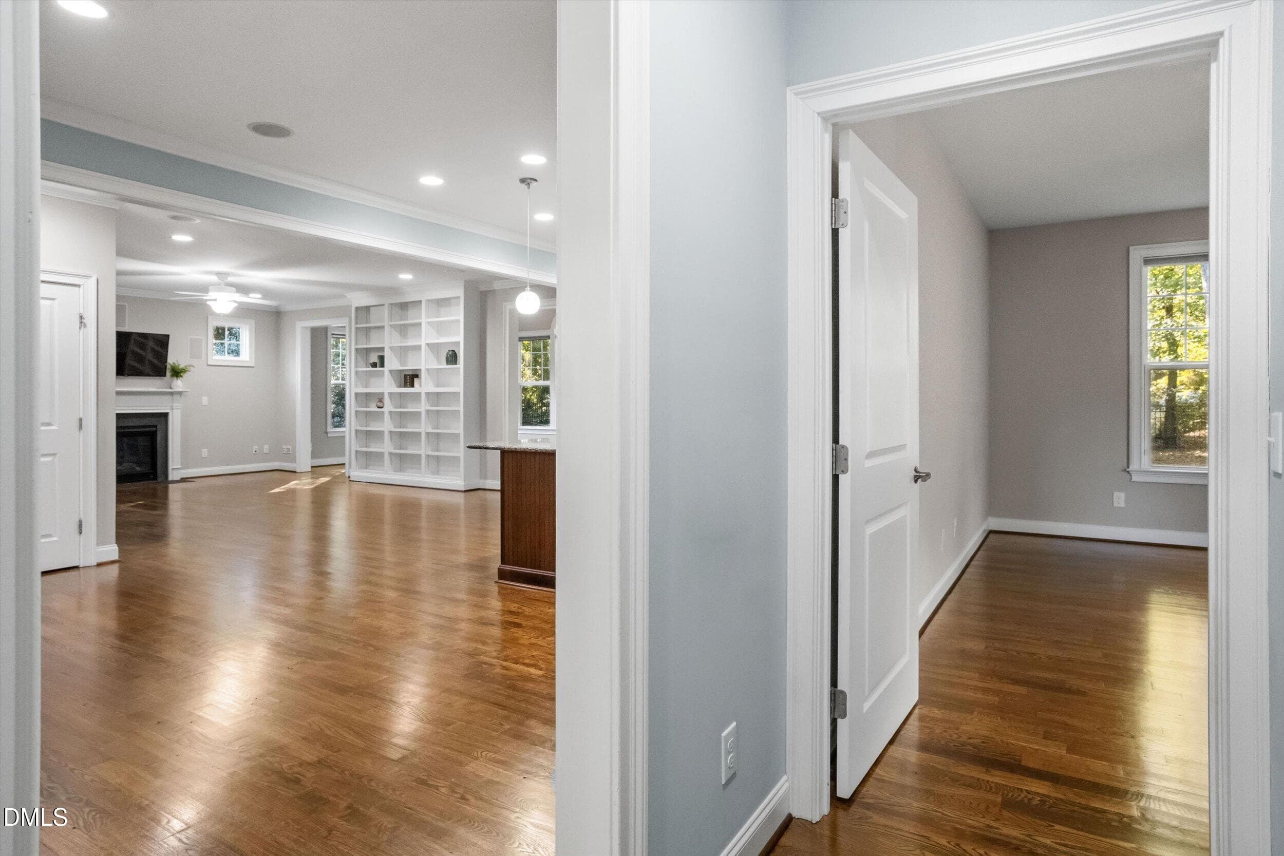 Living room view - 1604 Doubles Court, Raleigh, NC 27609, Raleigh