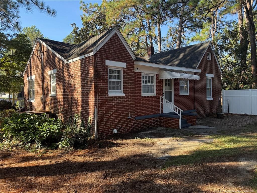 Photo 8 - 226 Harris Avenue, Raeford, NC 28376, Raeford
