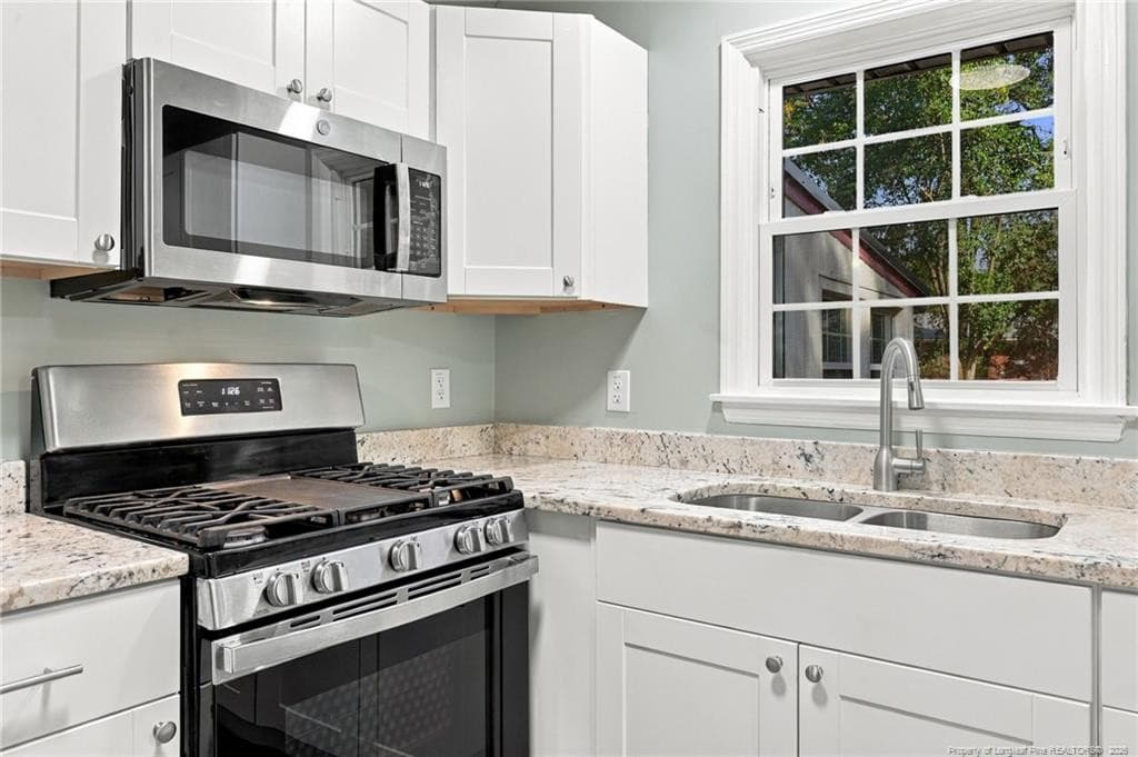 Photo 13 - 1731 Stratford Road, Fayetteville, NC 28304, Fayetteville