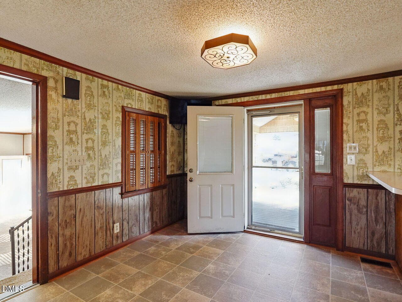 008-1280x960-dining-area - 389 Turnage Barefoot Lane, Dunn, NC 28334, Dunn