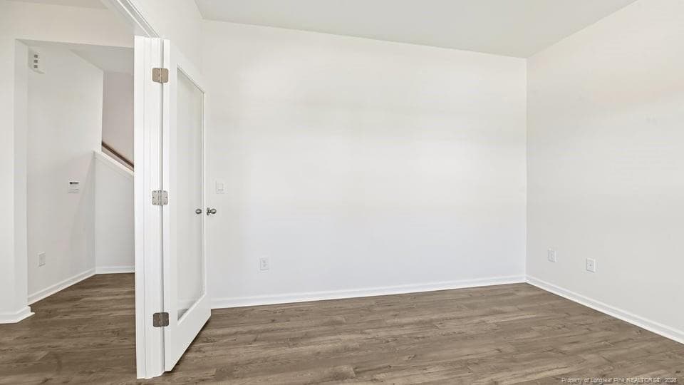 FLEX ROOM - 318 Meade Drive, Raeford, NC 28376