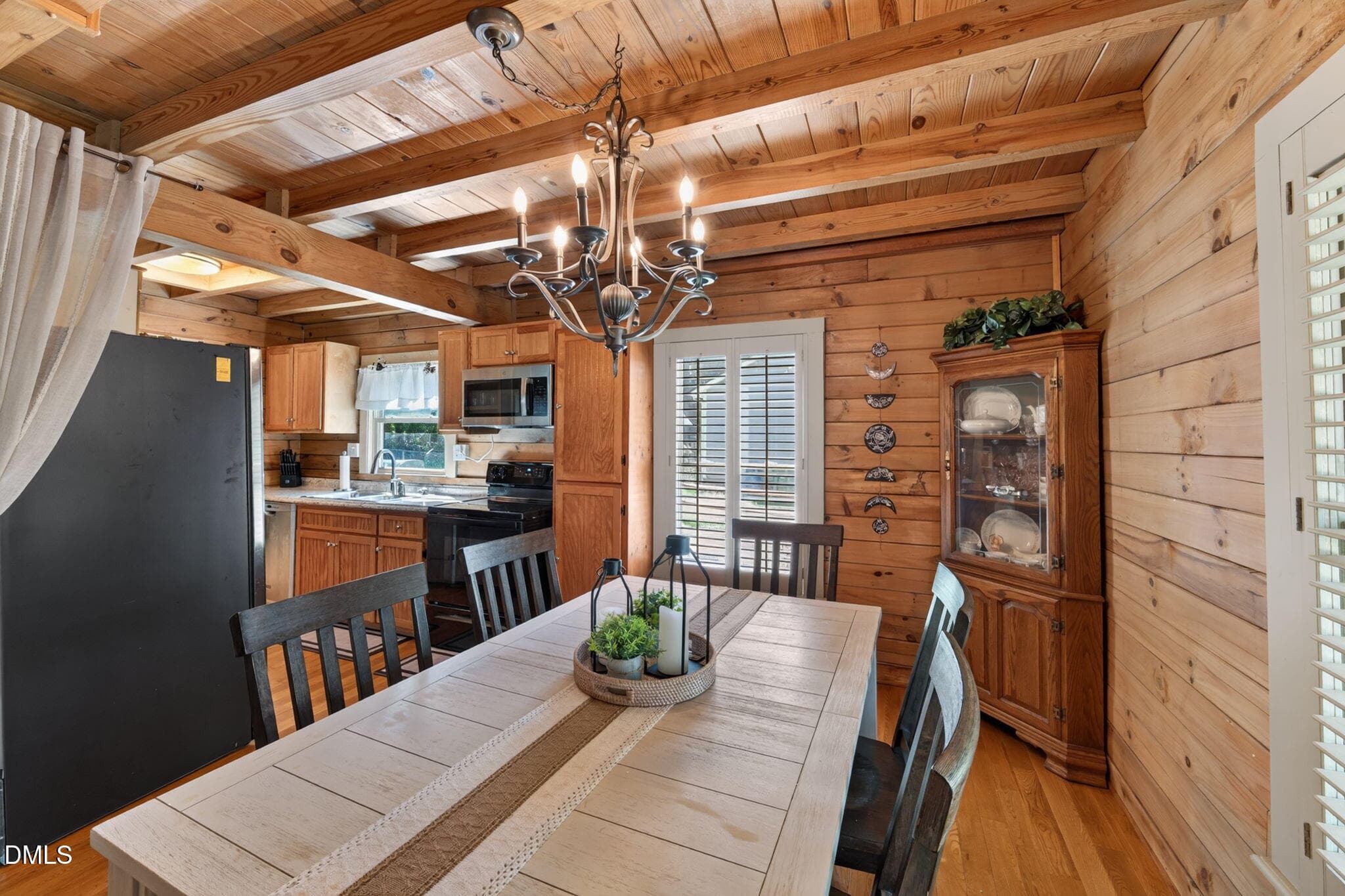 12-web-or-mls-P1091264 - 515 Ivey Road, Graham, NC 27253