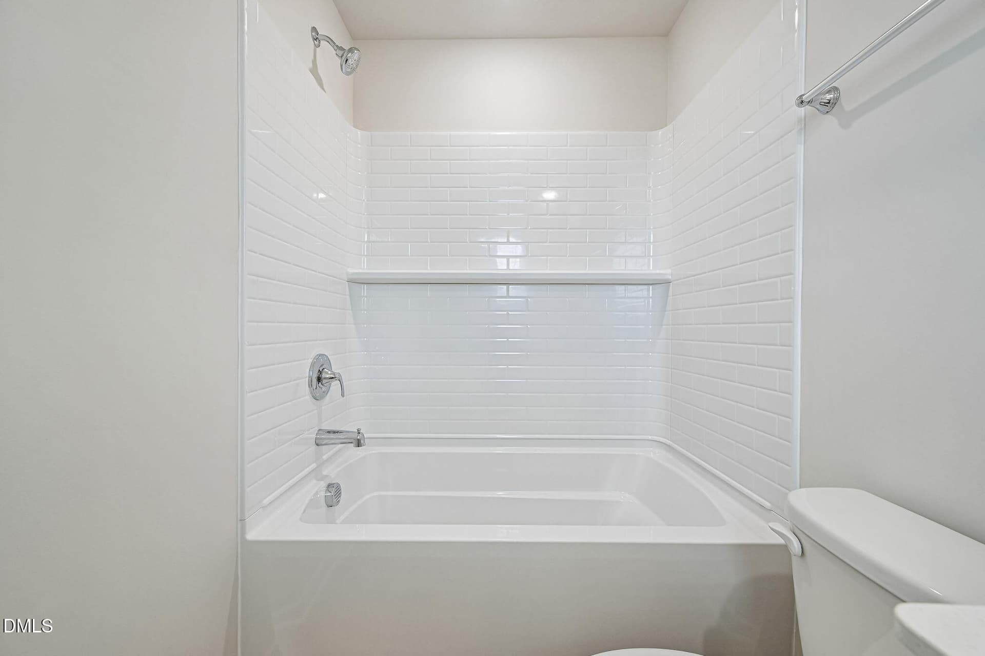 41-web-or-mls-Raleigh - Avalon Place - 2 - 2145 Topsail Road, Durham, NC 27704