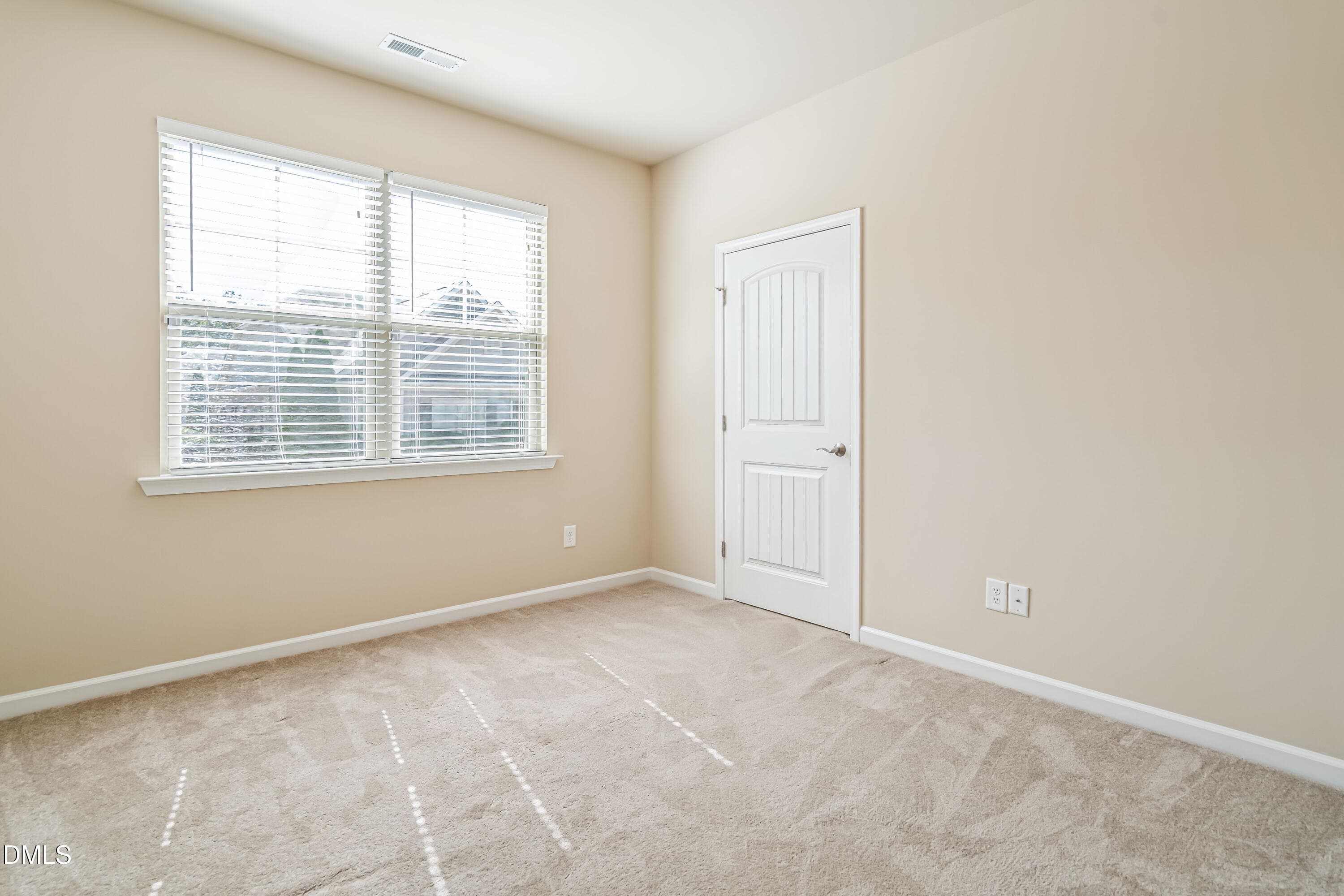 virtual-tour-161253-photo-17919267203802 - 53 Domenica Way, Clayton, NC 27527, Clayton