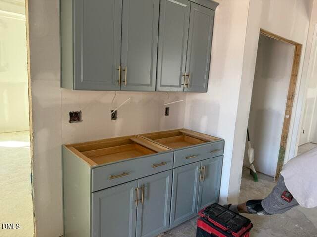 Kitchen Cabs - 65 Watauga Way, Clayton, NC 27527