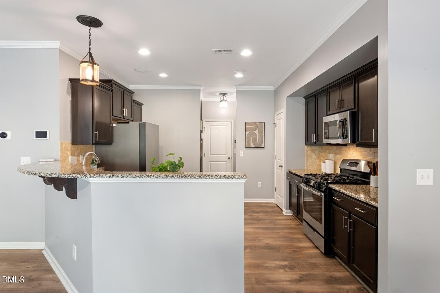 Open kitchen for entertaining - 2091 Tanners Mill Drive, Durham, NC 27703