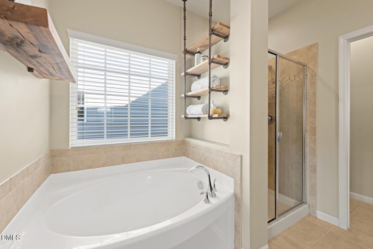 Let the day melt away - 2091 Tanners Mill Drive, Durham, NC 27703