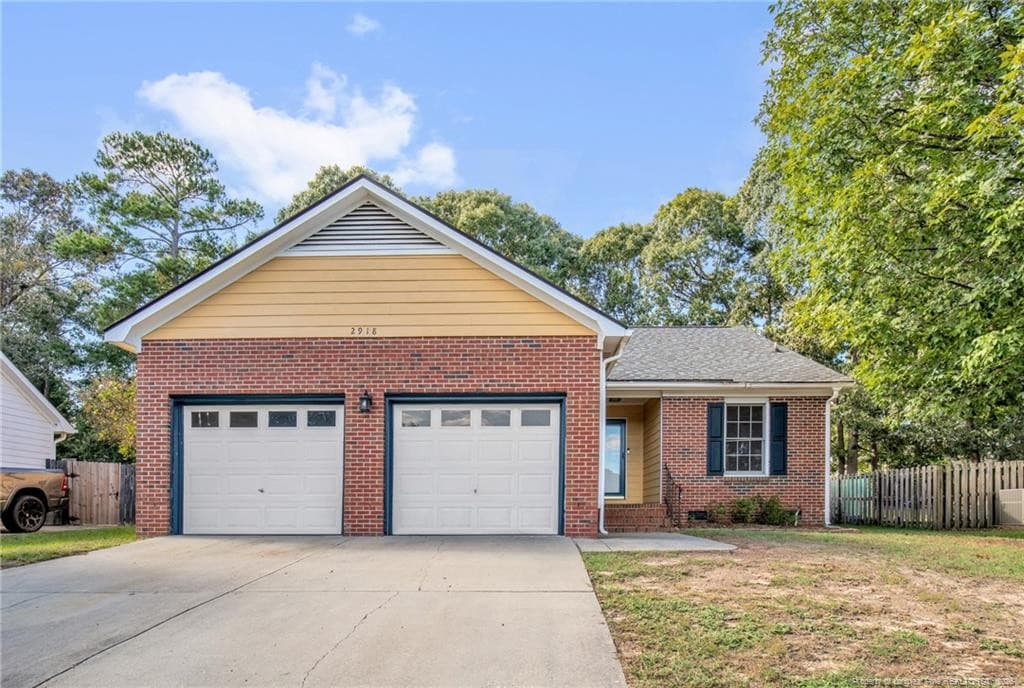 2918 Coachway Drive, Fayetteville, NC 28306