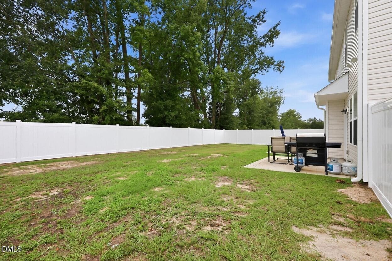 magic_edit#TUFIUXI3Q3NtU28jMSM1YjIwZDNmZ - 675 Amusement Drive, Hope Mills, NC 28348, Hope Mills