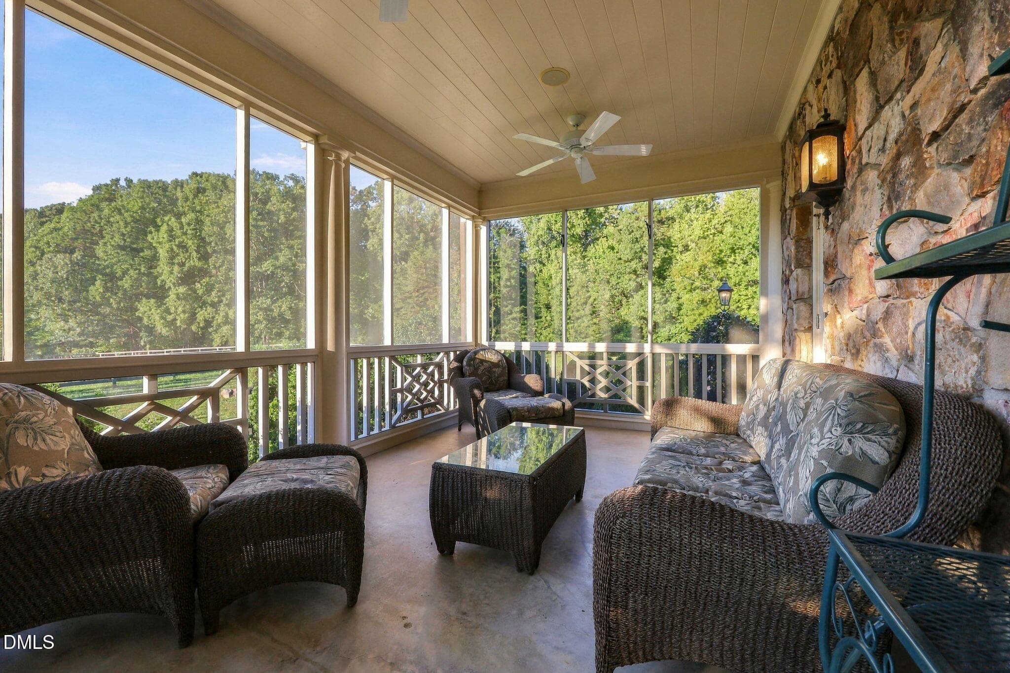 Screened-in porch - 2844 Leasburg Road, Roxboro, NC 27574