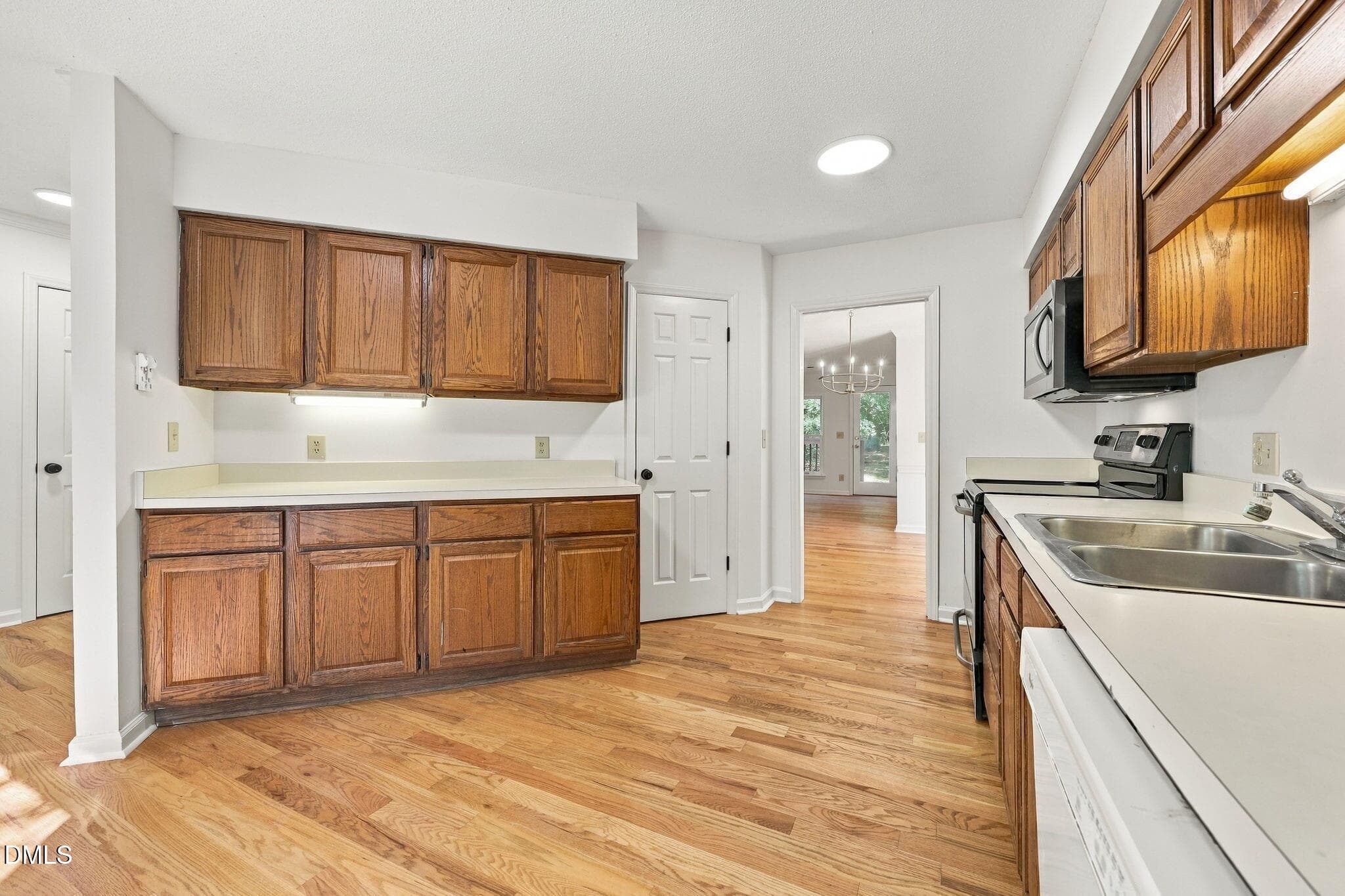 24-web-or-mls-IMG_3754 - 3305 Coachmans Way, Durham, NC 27705, Durham