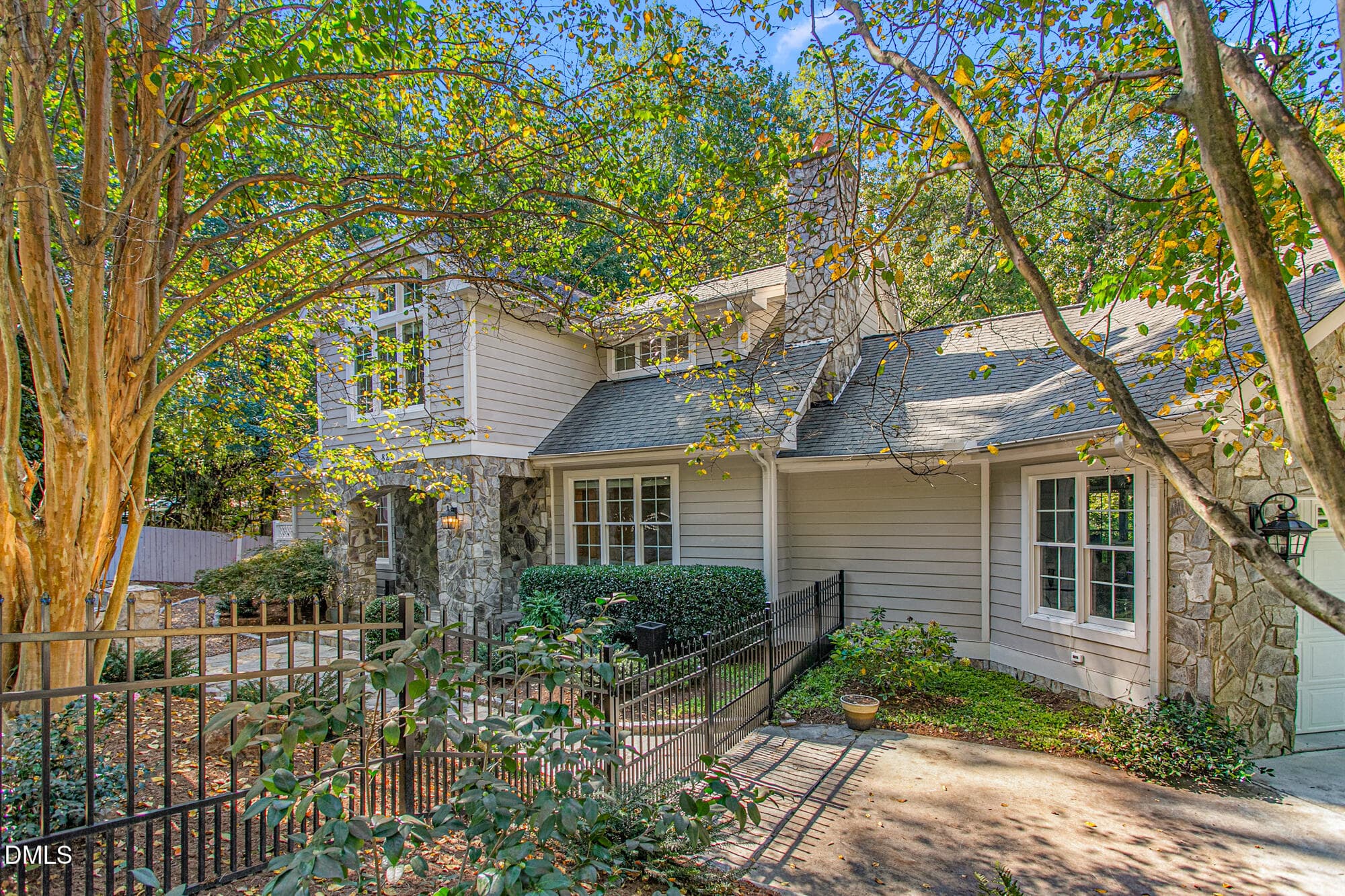 825 E Franklin Street-3 - 825 E Franklin Street, Chapel Hill, NC 27514