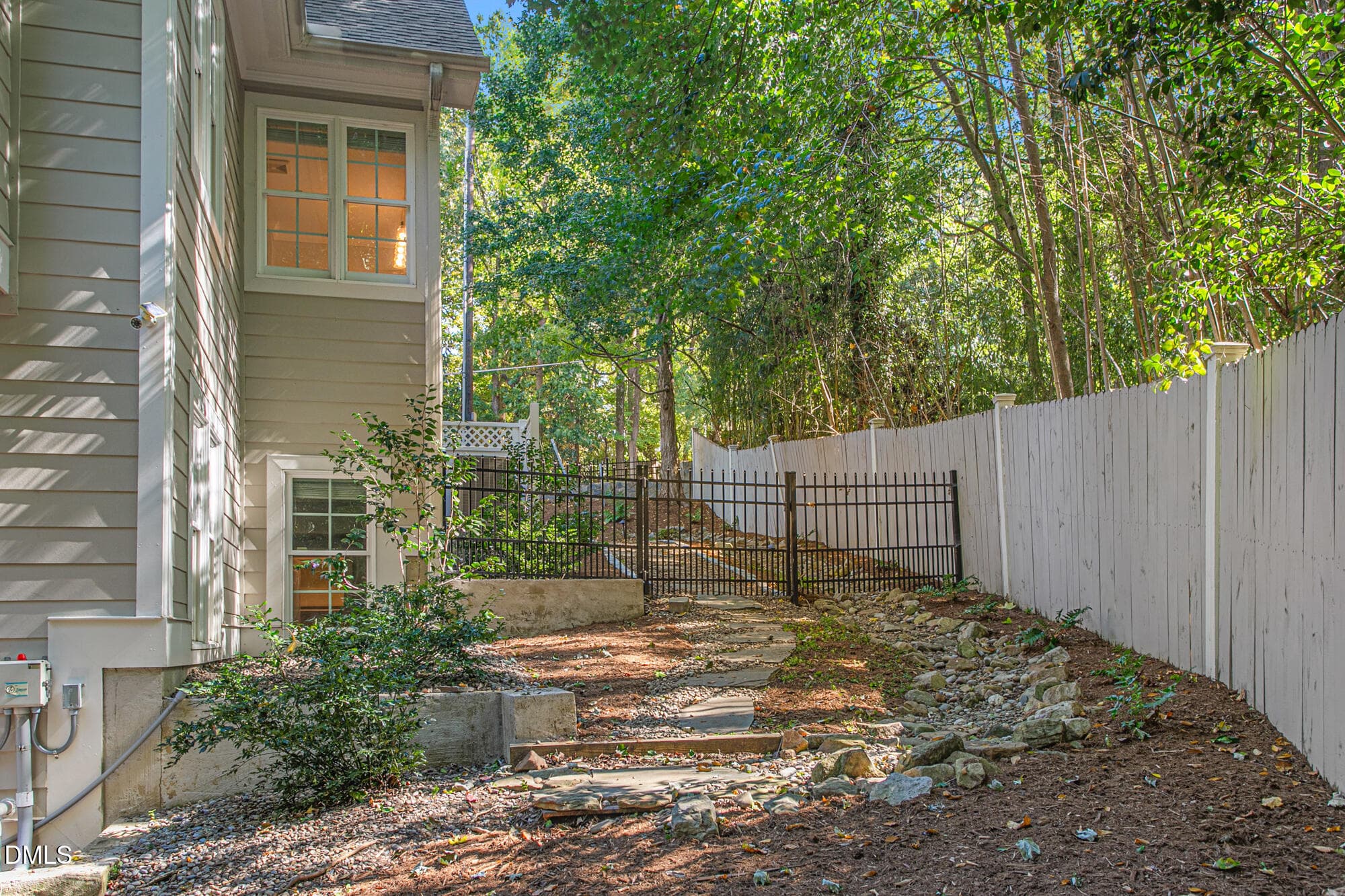 825 E Franklin Street-66 - 825 E Franklin Street, Chapel Hill, NC 27514