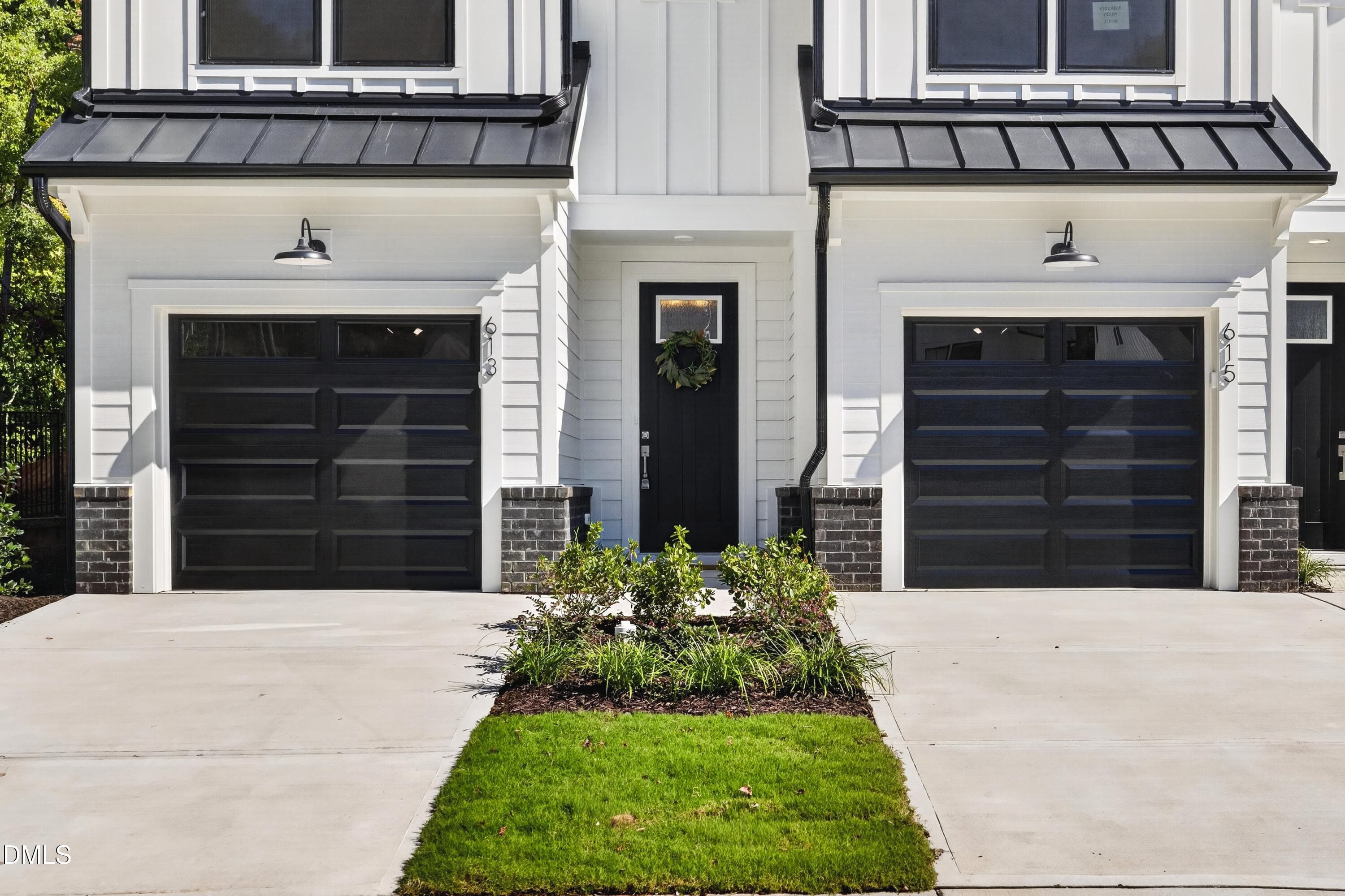 Front Entry & Garage - 613 Cable Court, Apex, NC 27523