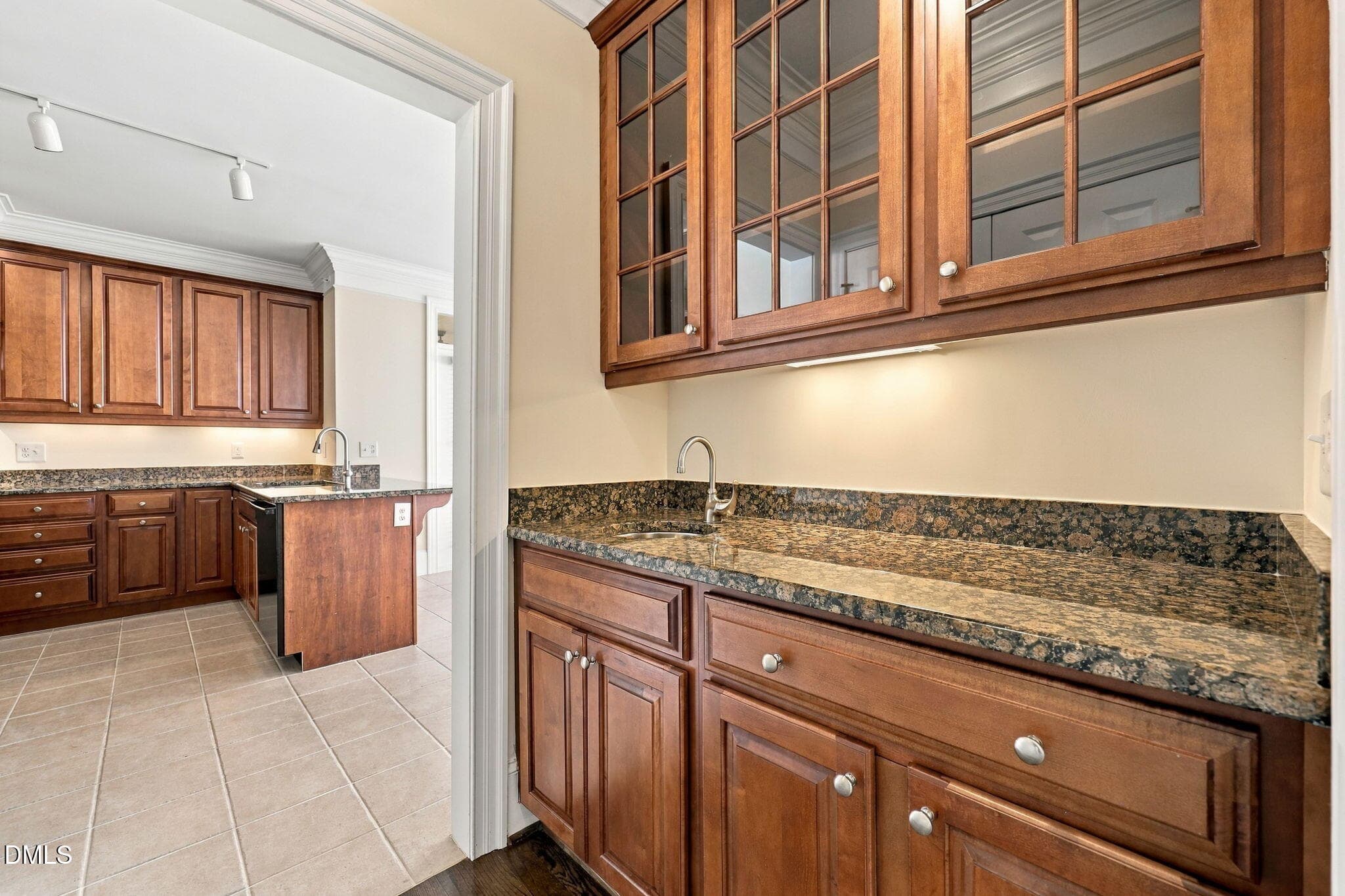 20-web-or-mls-IMG_3903 - 734 W Barbee Chapel Road 734, Chapel Hill, NC 27517, Chapel Hill