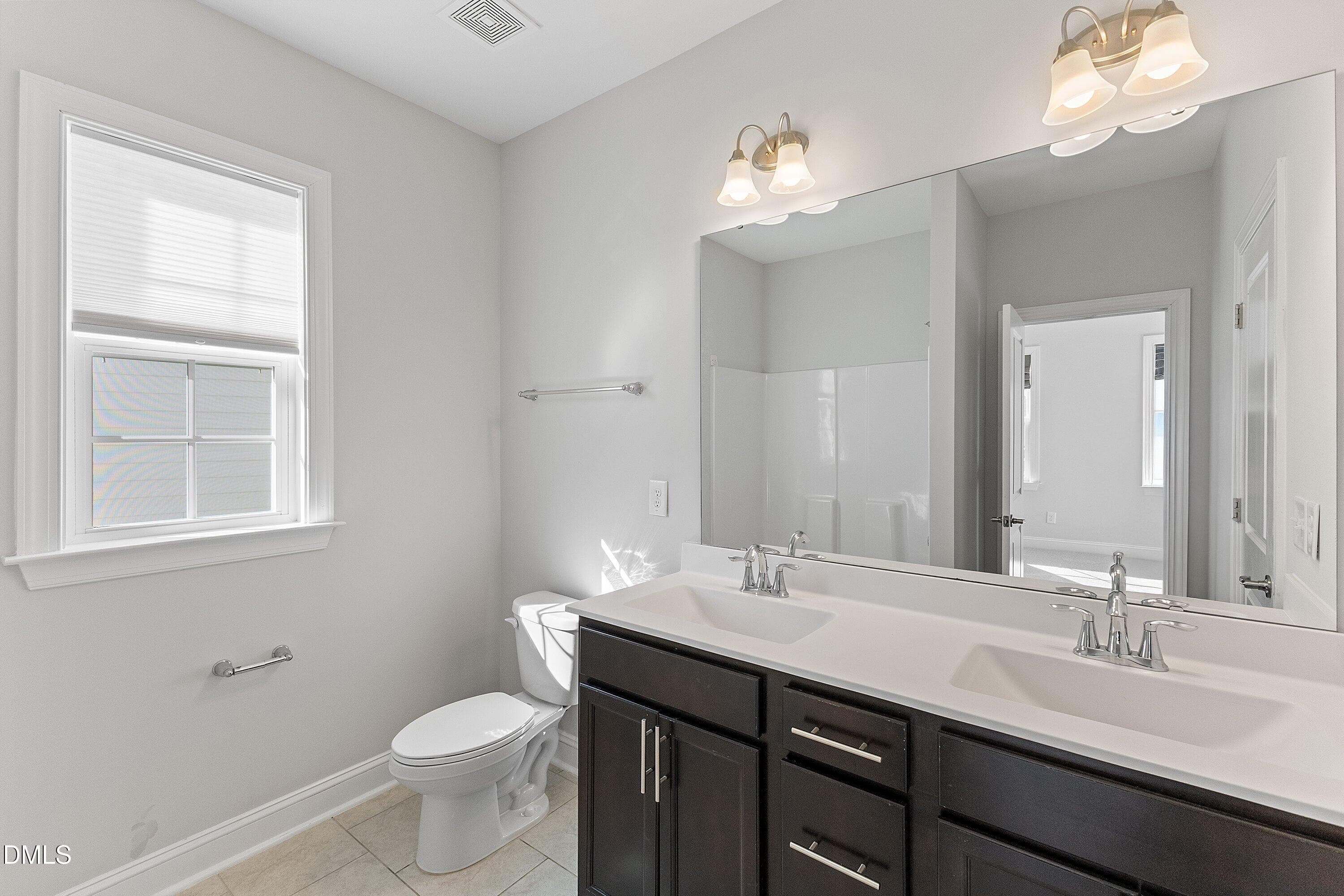 Secondary bathroom - 1920 Kings Knot Court, Apex, NC 27502, Apex