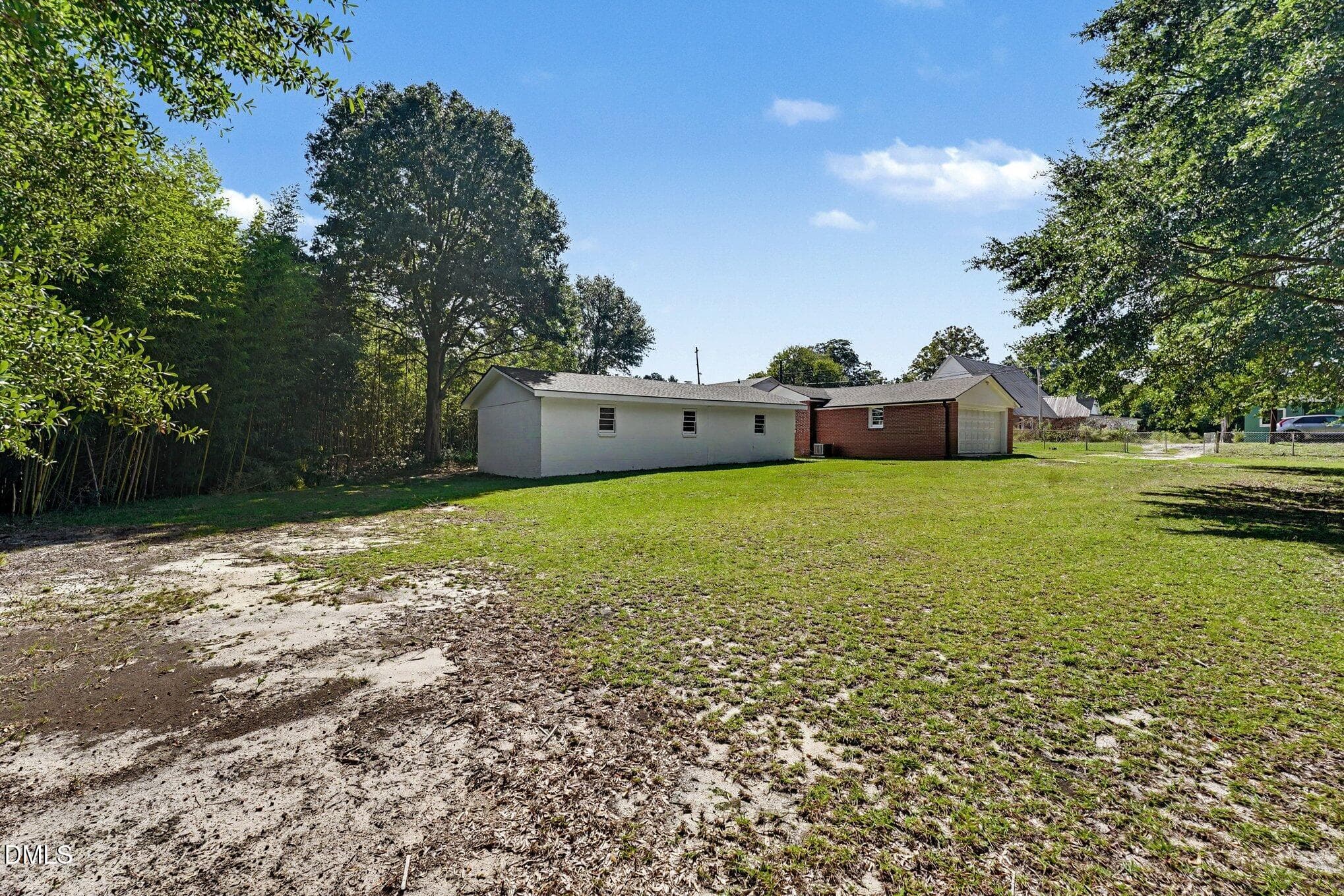 027_file_7457 - 1009 W New Hampshire Avenue, Southern Pines, NC 28387