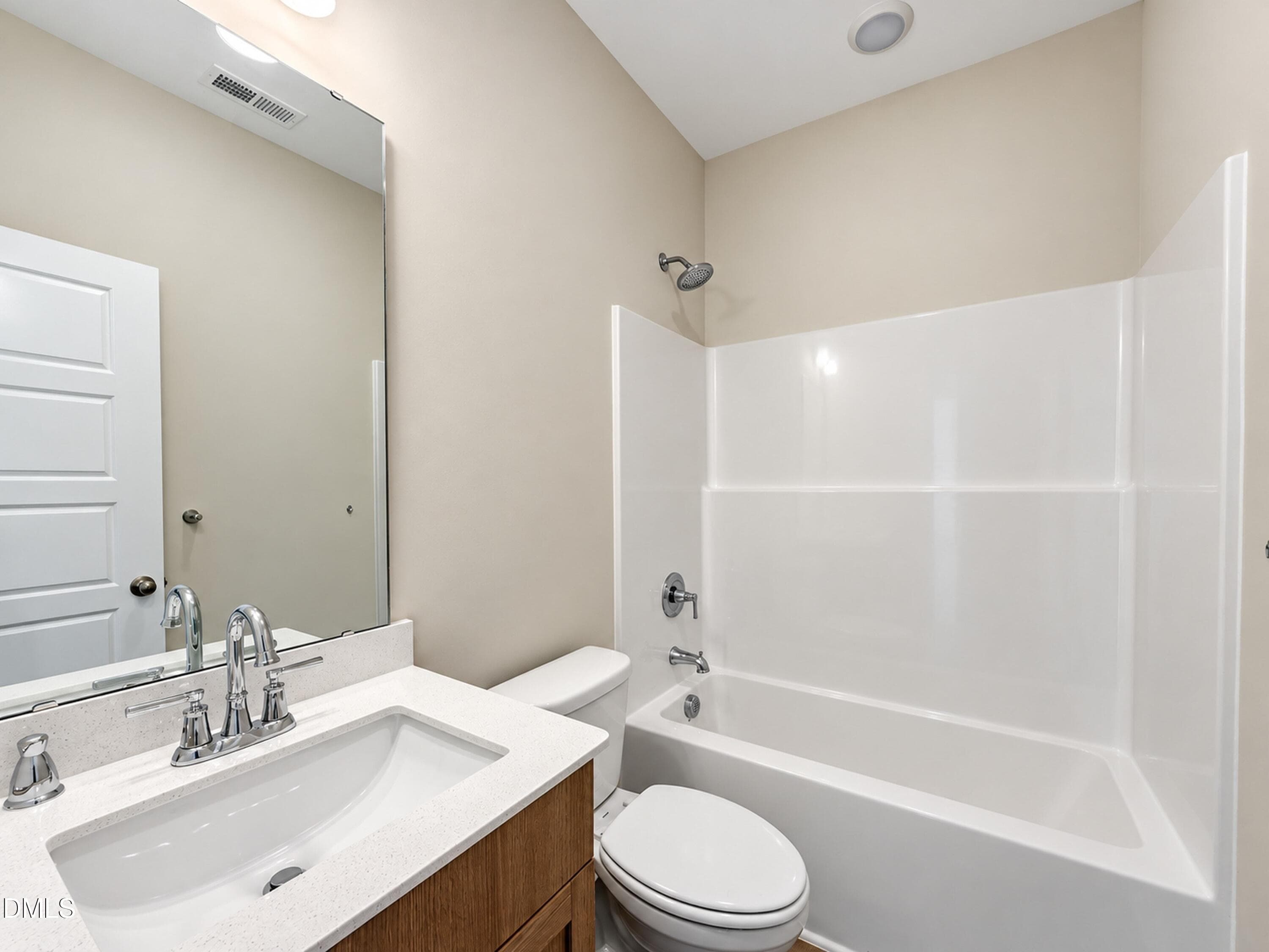 10.13.26 - 16 - 39 E Emily Gardens Drive (86), Selma, NC 27576