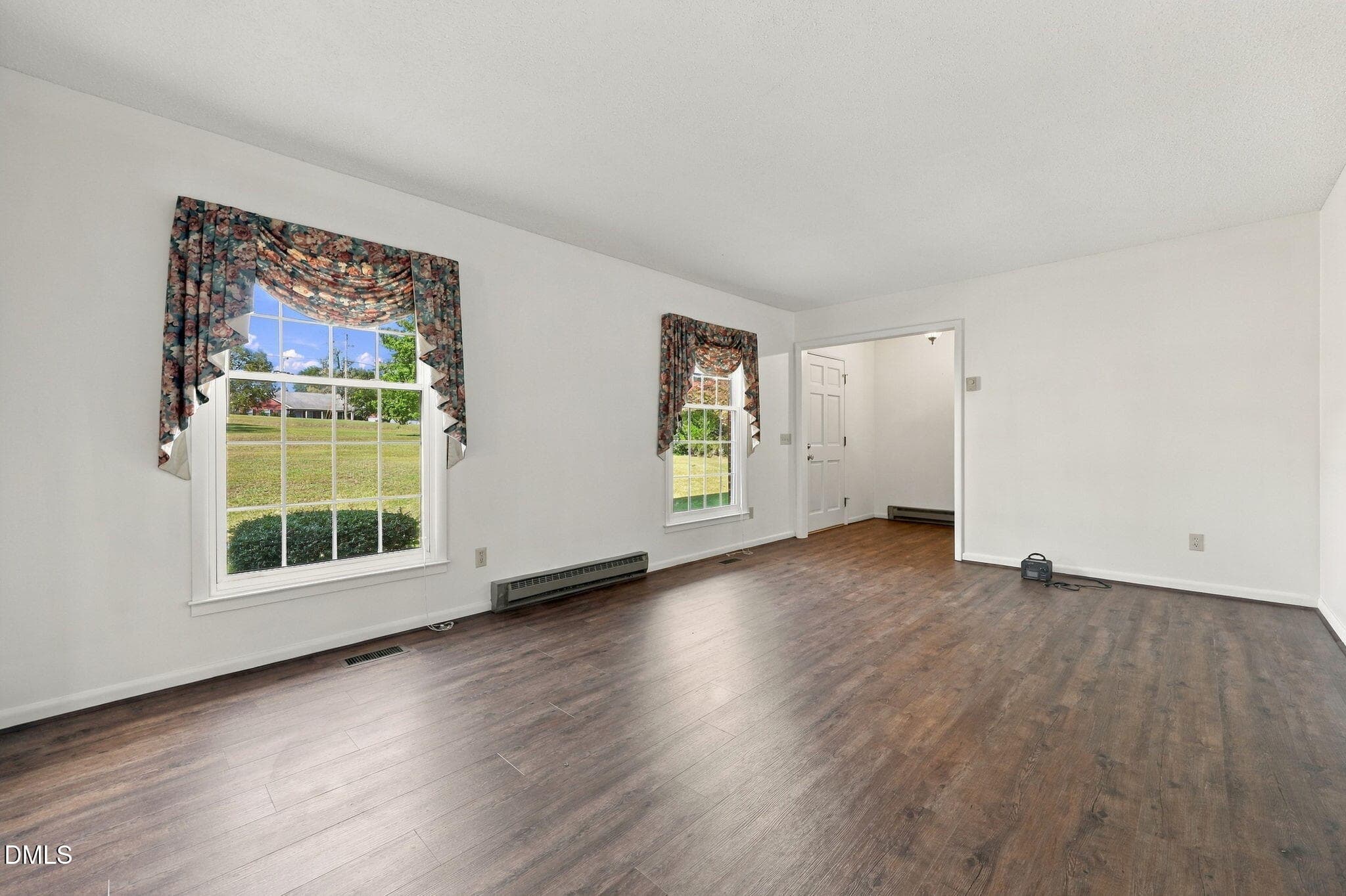Living Room - 1583 Us-421 N, Lillington, NC 27546, Lillington
