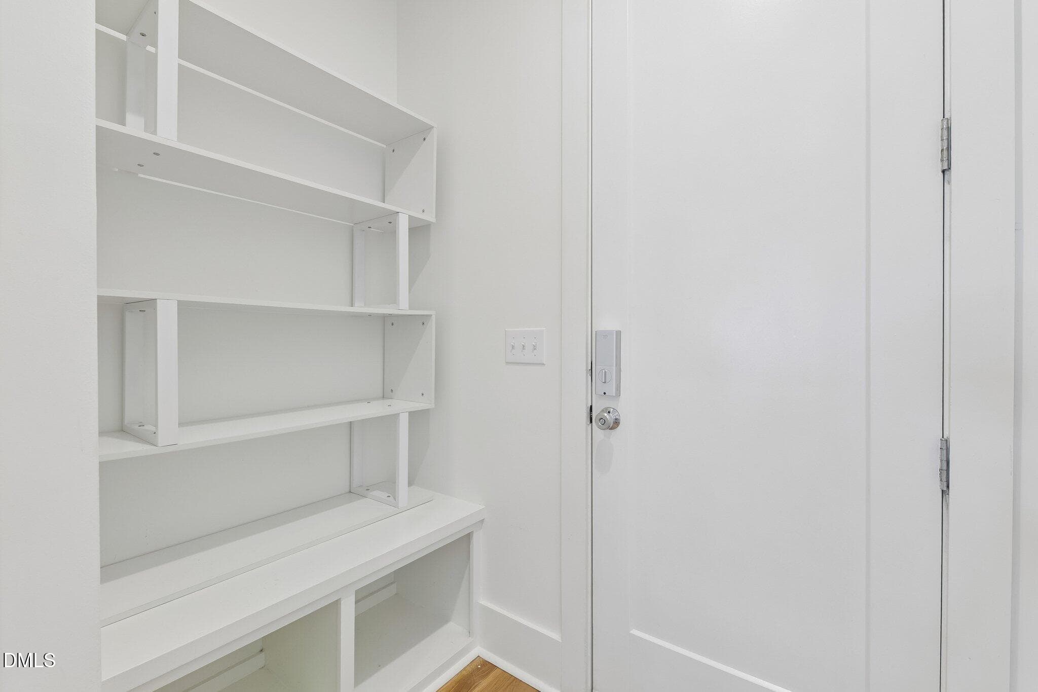 18-web-or-mls-Edenton St-S1610-018 - 524 E Edenton Street, Raleigh, NC 27601, Raleigh