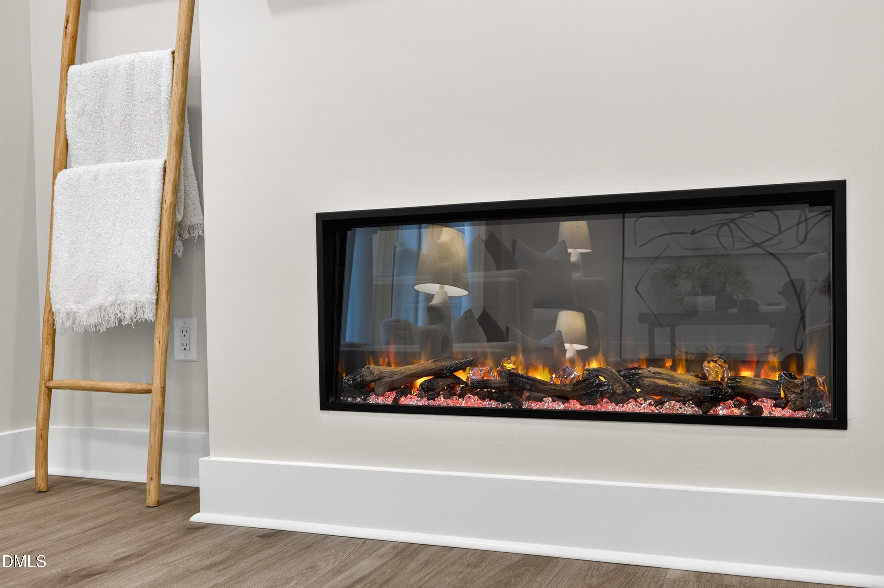 Linear Fireplace Detail (Model Home) - 961 Steel Mill Lane, Apex, NC 27523