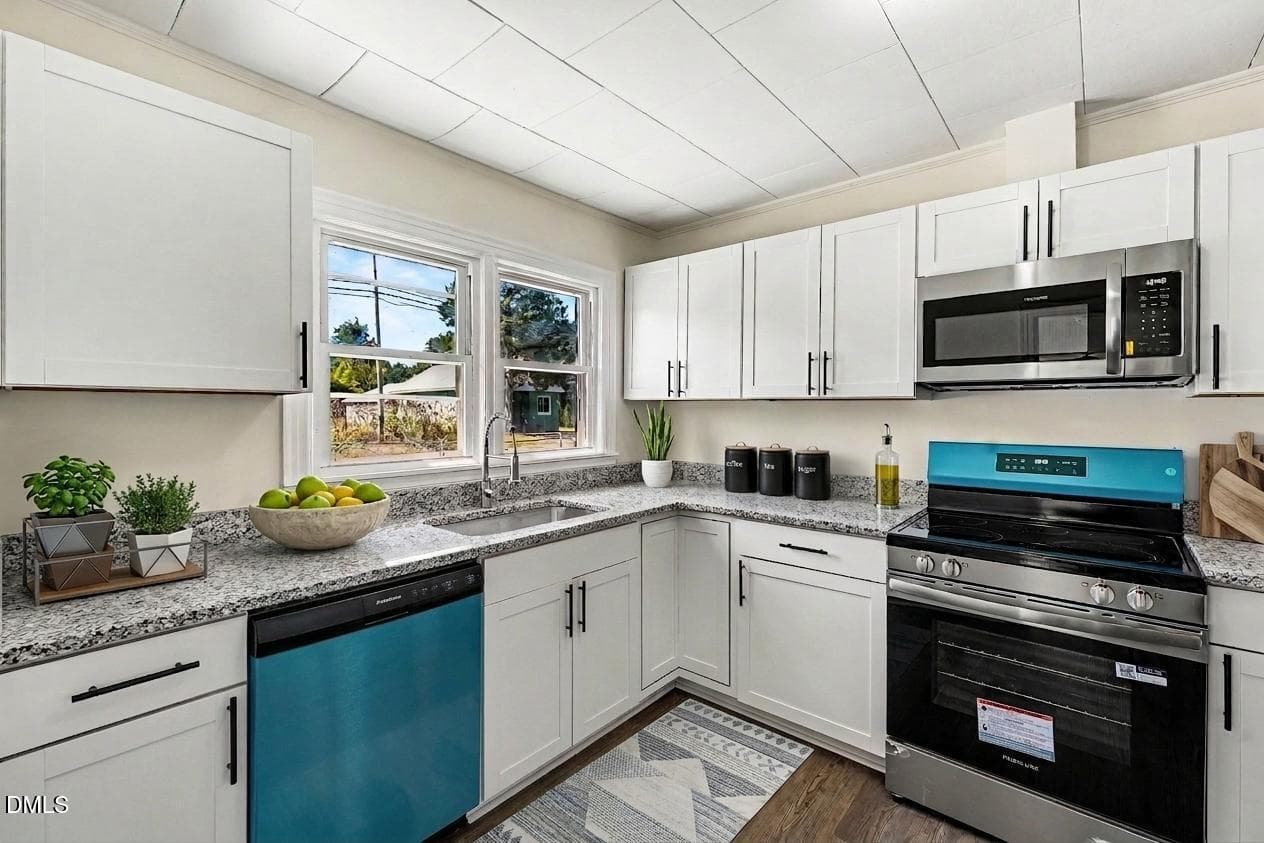 collov-ai_20261016144050_hjt5ch - 1009 W New Hampshire Avenue, Southern Pines, NC 28387