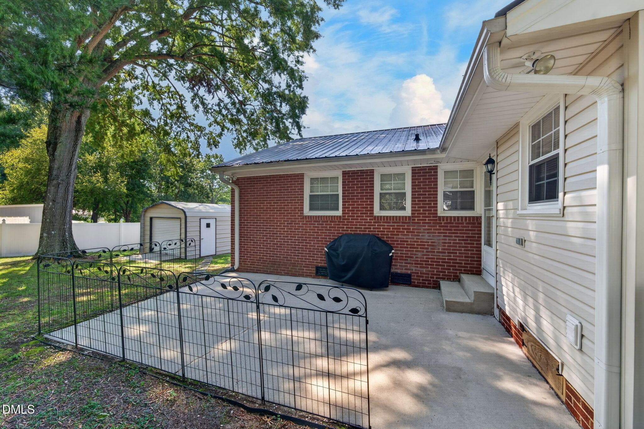 33-web-or-mls-P1091059 - 1408 Harriet Drive, Burlington, NC 27215, Burlington