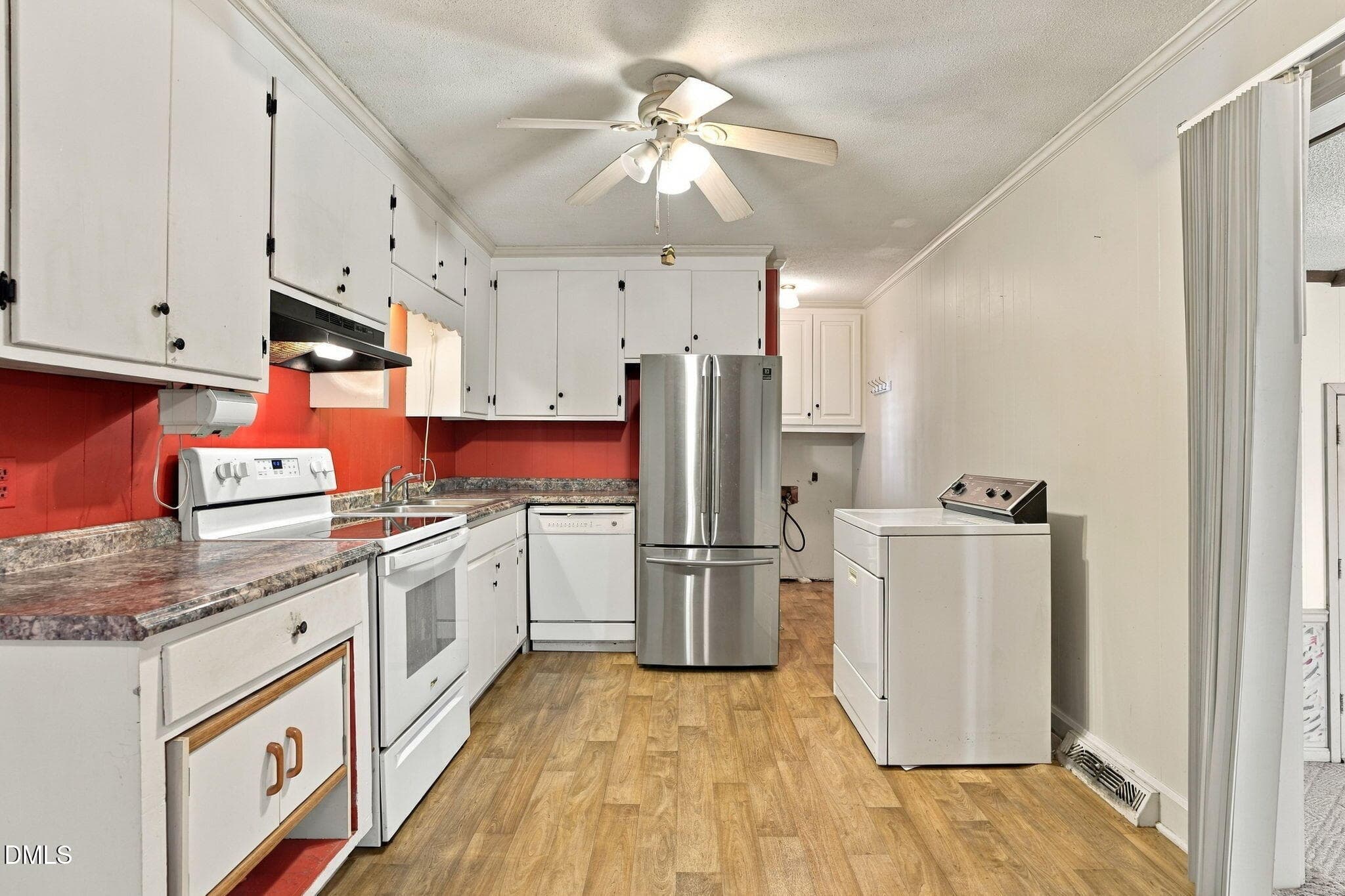 Kitchen 2 - 604 N Saratoga Street, Stantonsburg, NC 27883